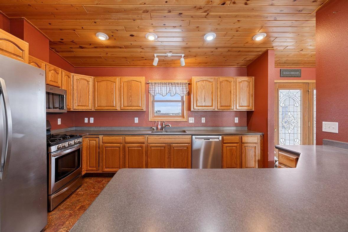 W1660 Maplewood LN, Alma, WI 54610