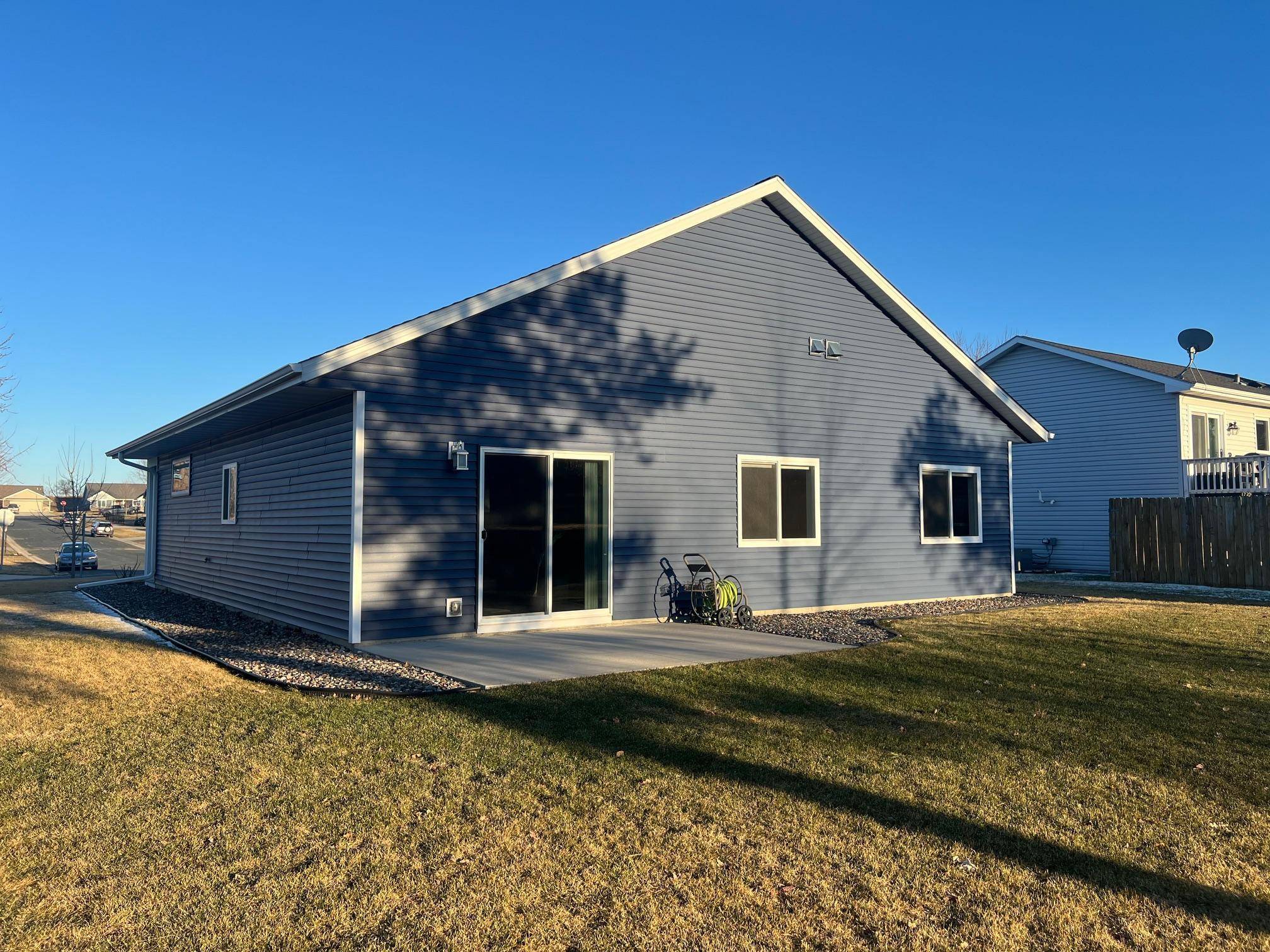 900 8th AVE SW, Pine Island, MN 55963