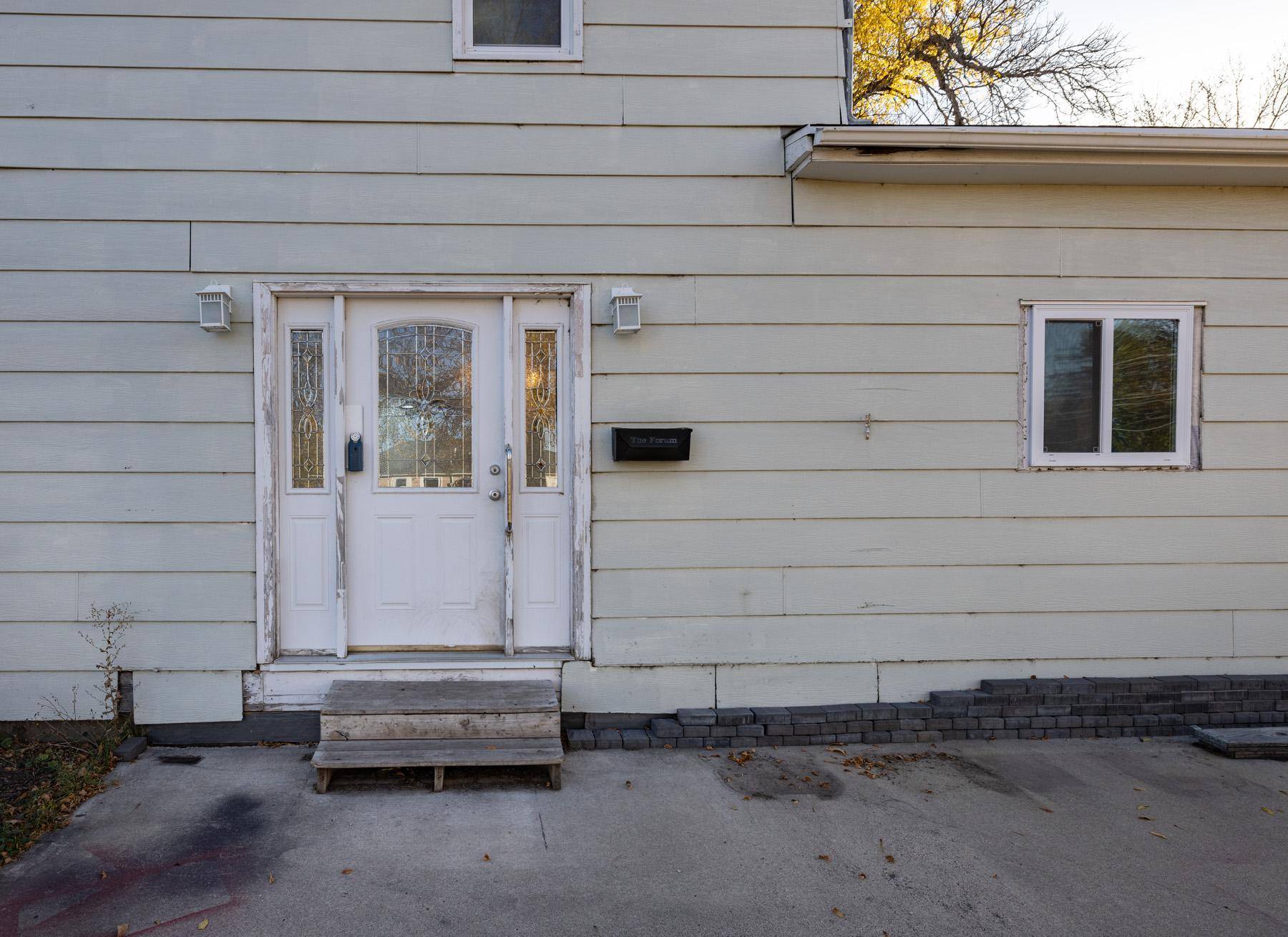 222 6th ST NE, Hillsboro, ND 58045