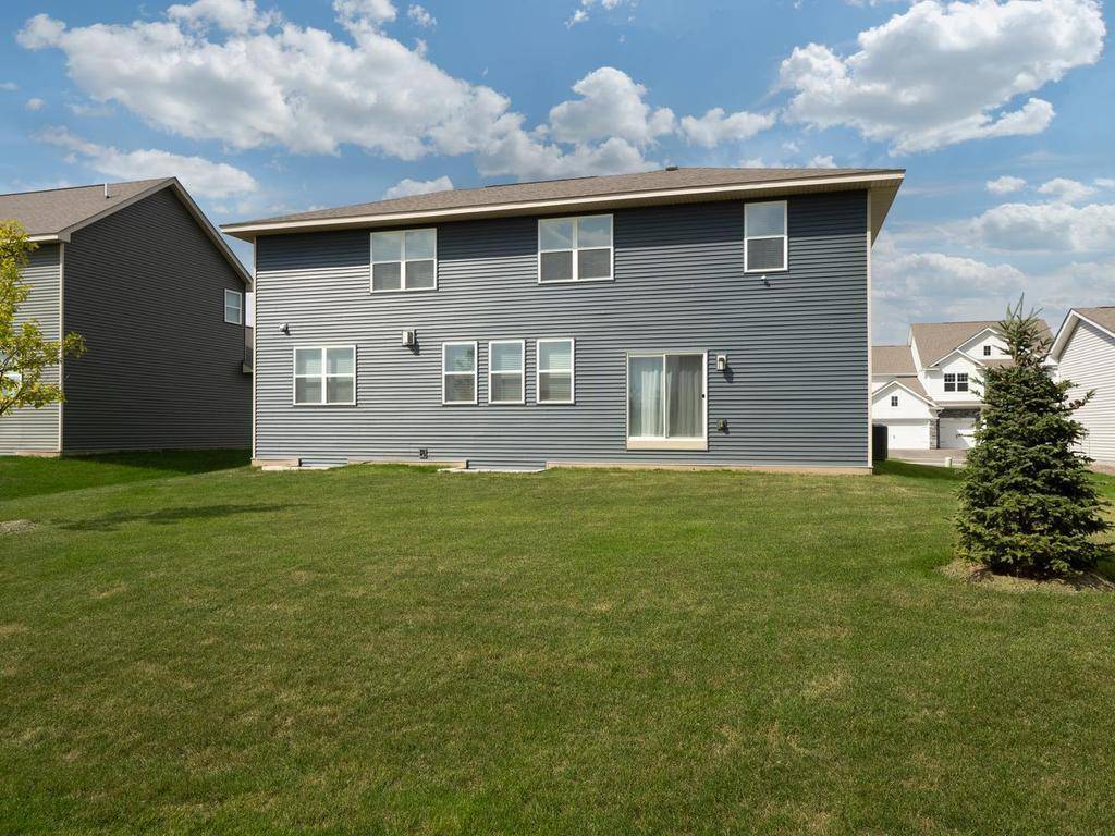 10691 Bent Pine LN, Woodbury, MN 55129