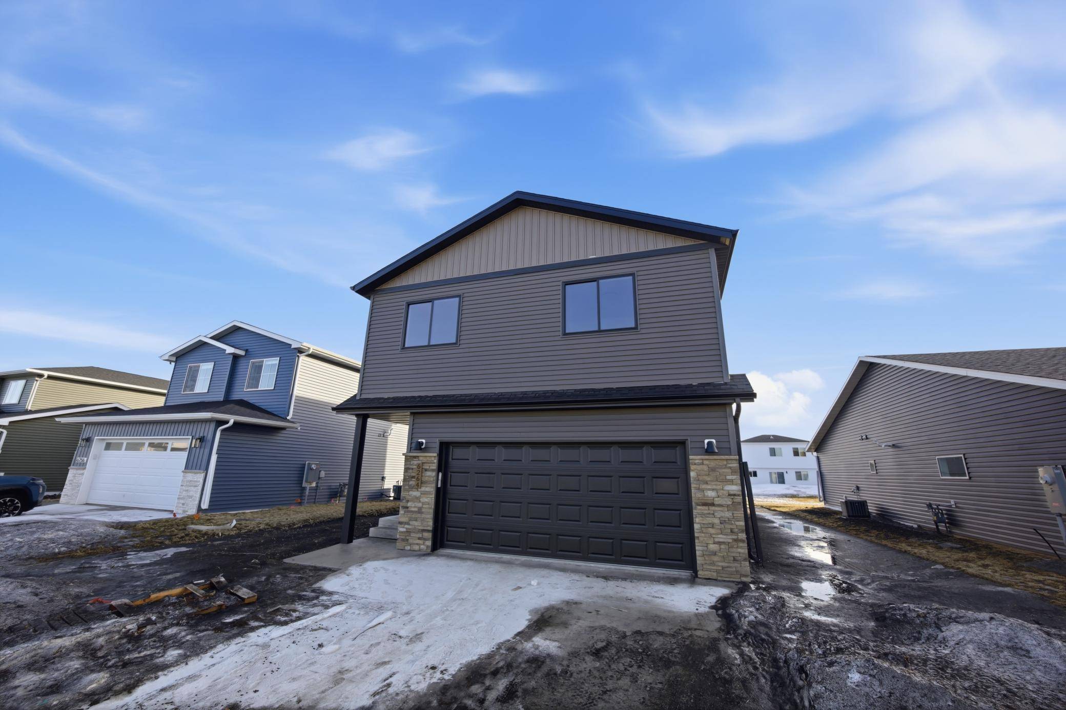 6264 86th AVE S, Horace, ND 58047