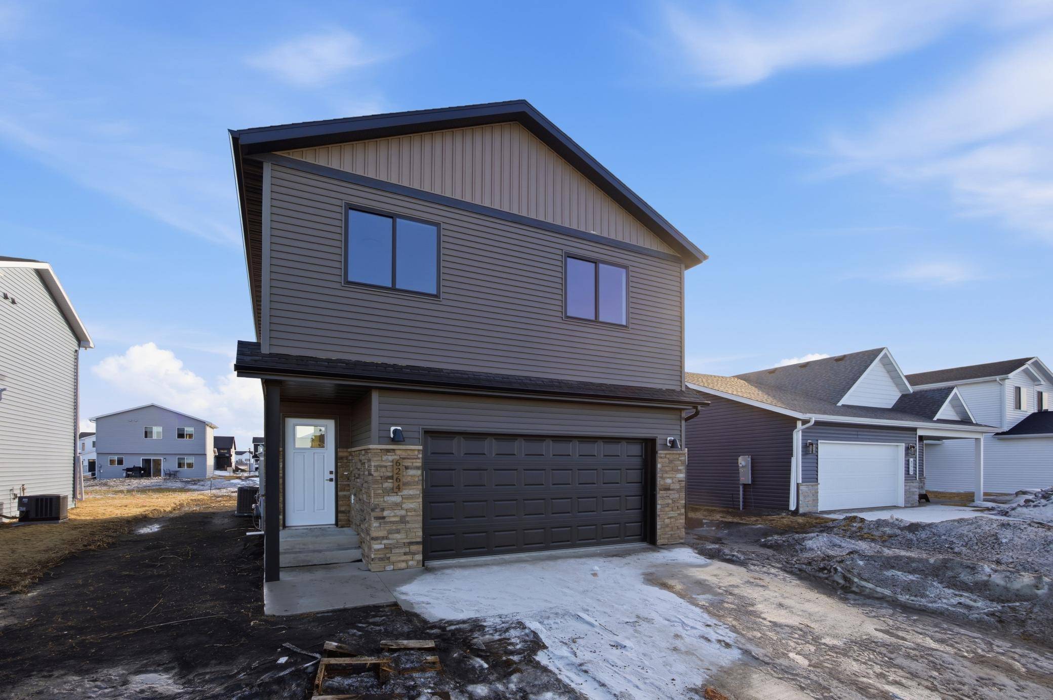 6264 86th AVE S, Horace, ND 58047