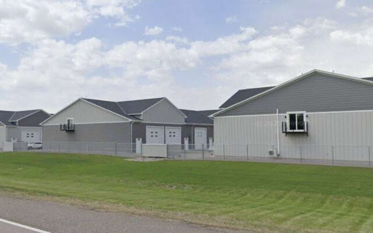 721 Industrial BLVD #B4, Watertown, MN 55388