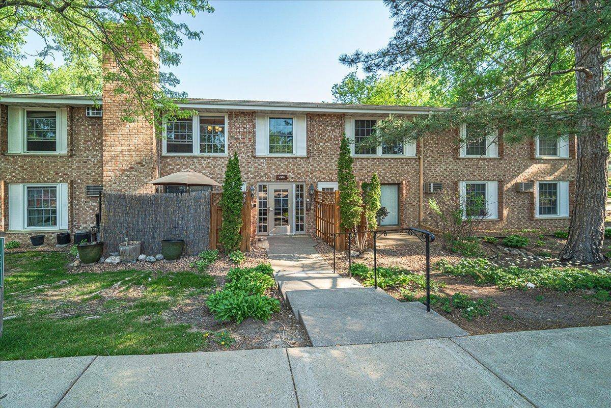 4524 Cedar Lake RD S #3, Saint Louis Park, MN 55416