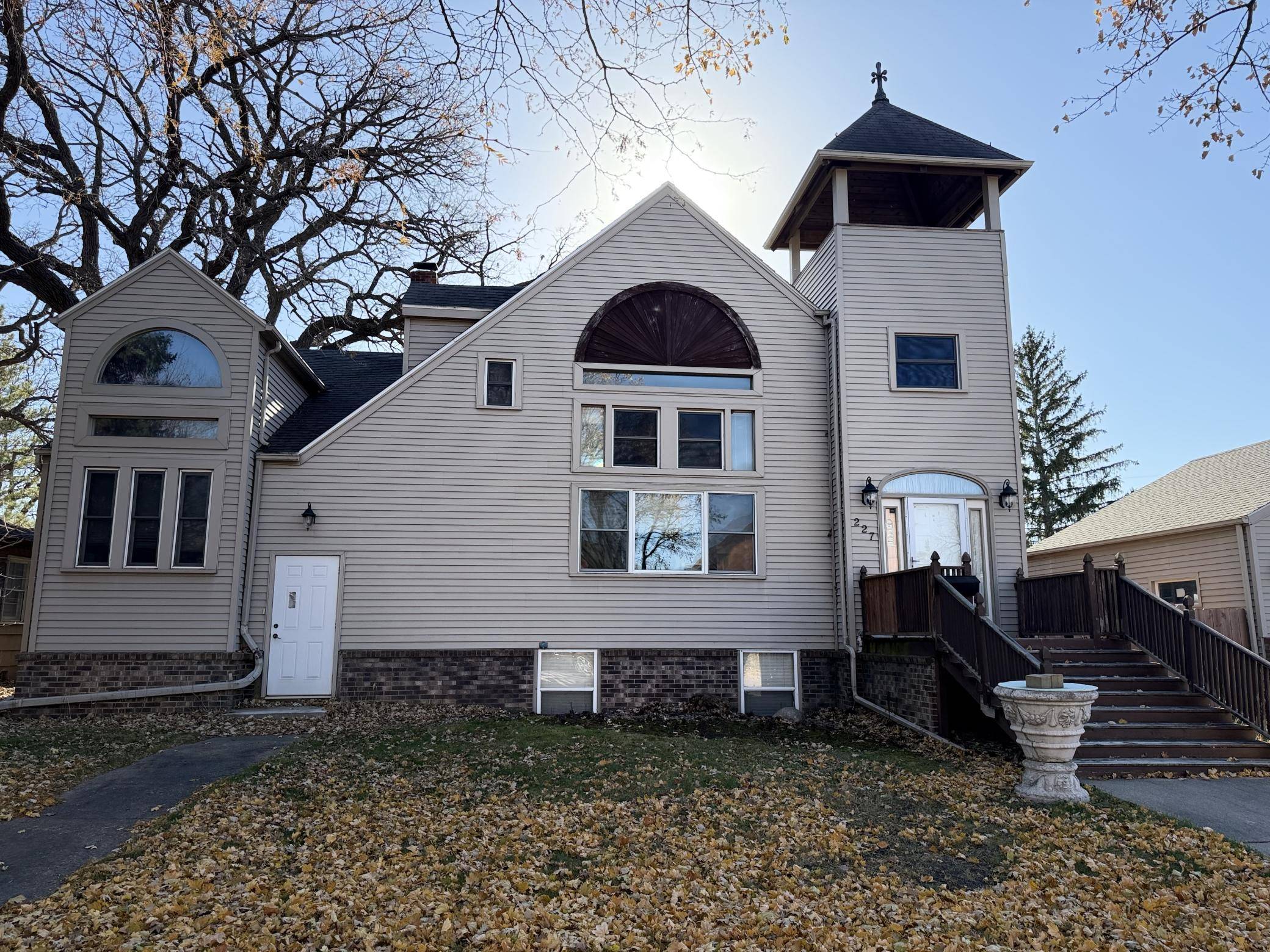 227 W 5th ST, Mankato, MN 56001