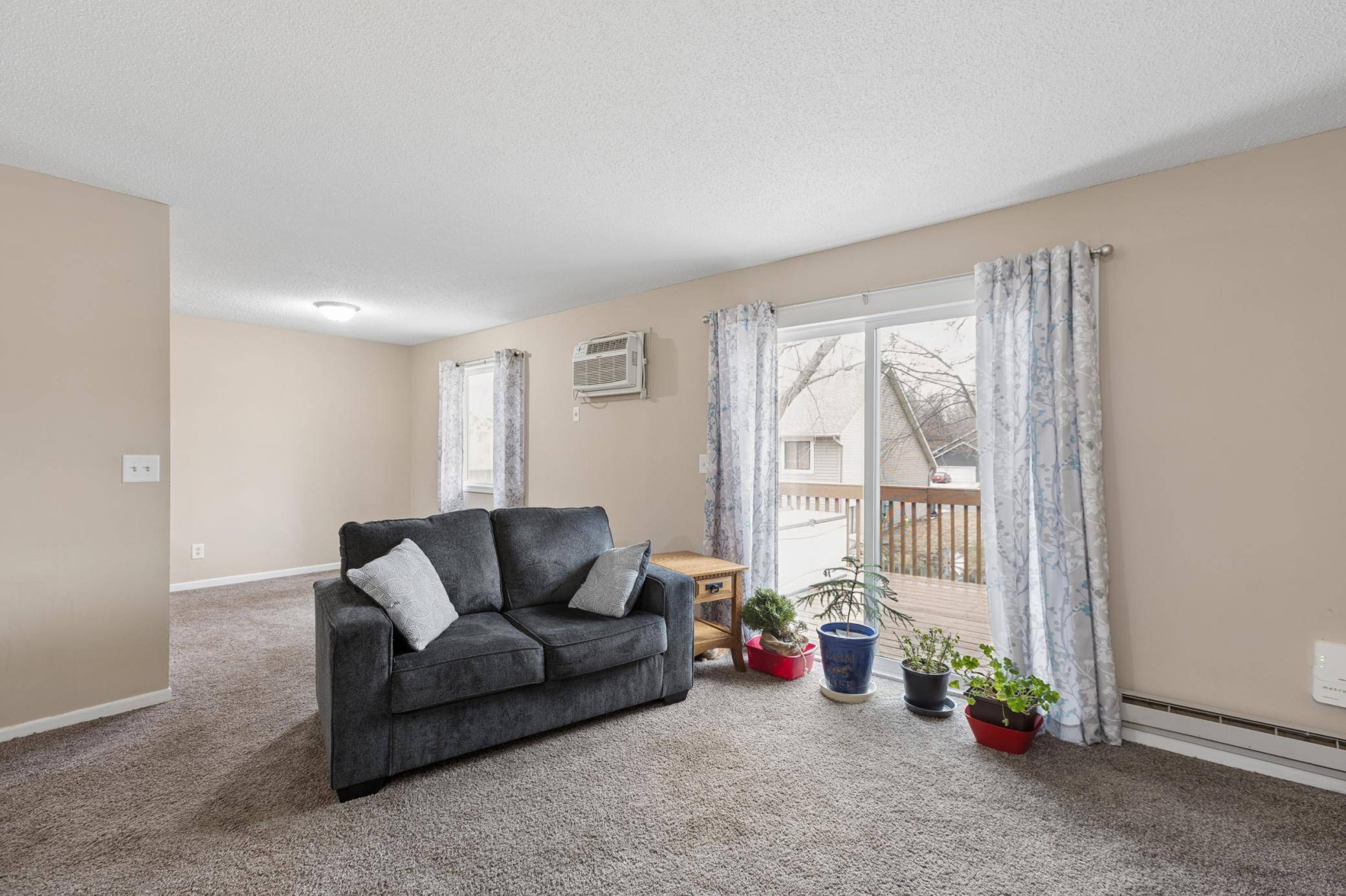 3 Somerset DR, Waconia, MN 55387
