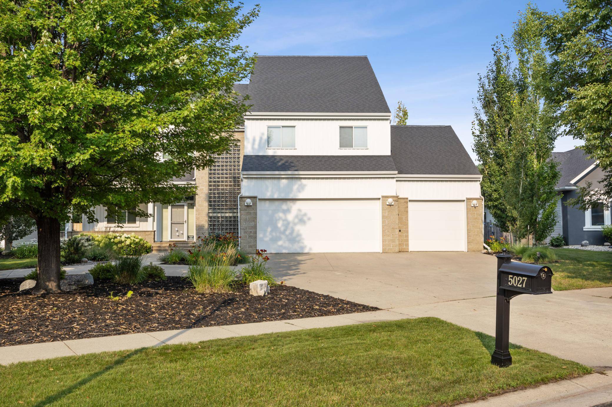5027 Rose Creek Pkwy S, Fargo, ND 58104