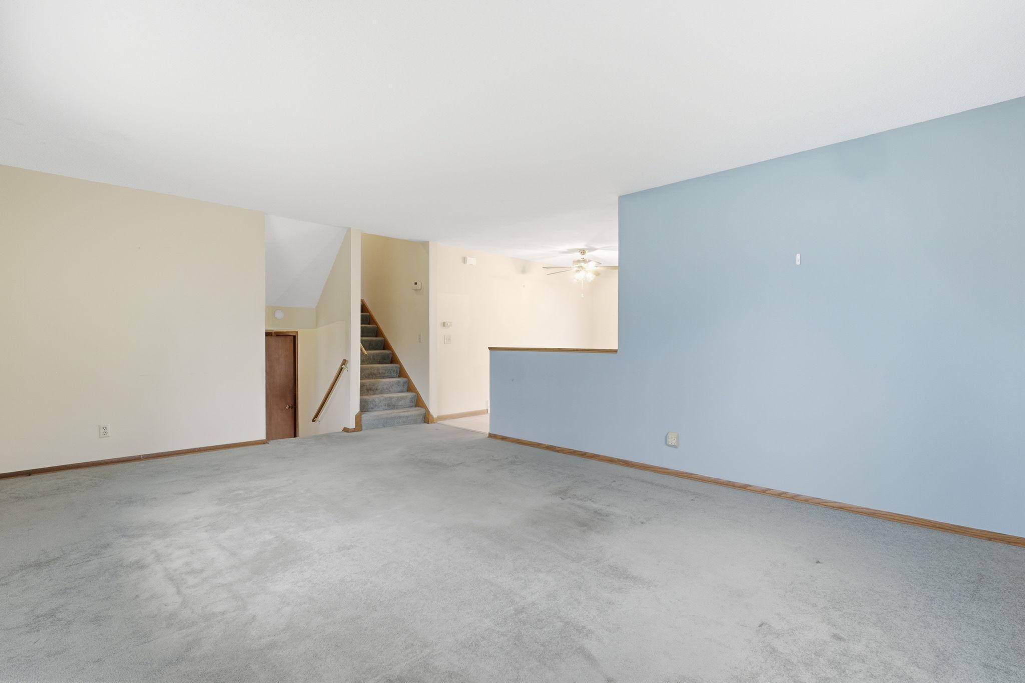 5221 Sumter AVE N, New Hope, MN 55428