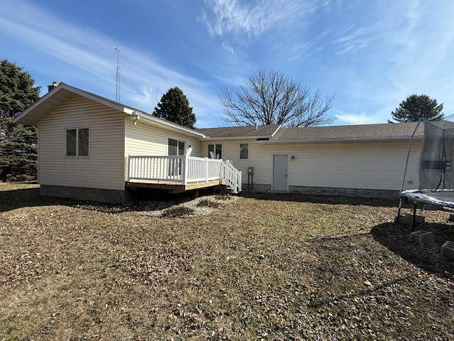 475 E CSAH 10, Vesta, MN 56292
