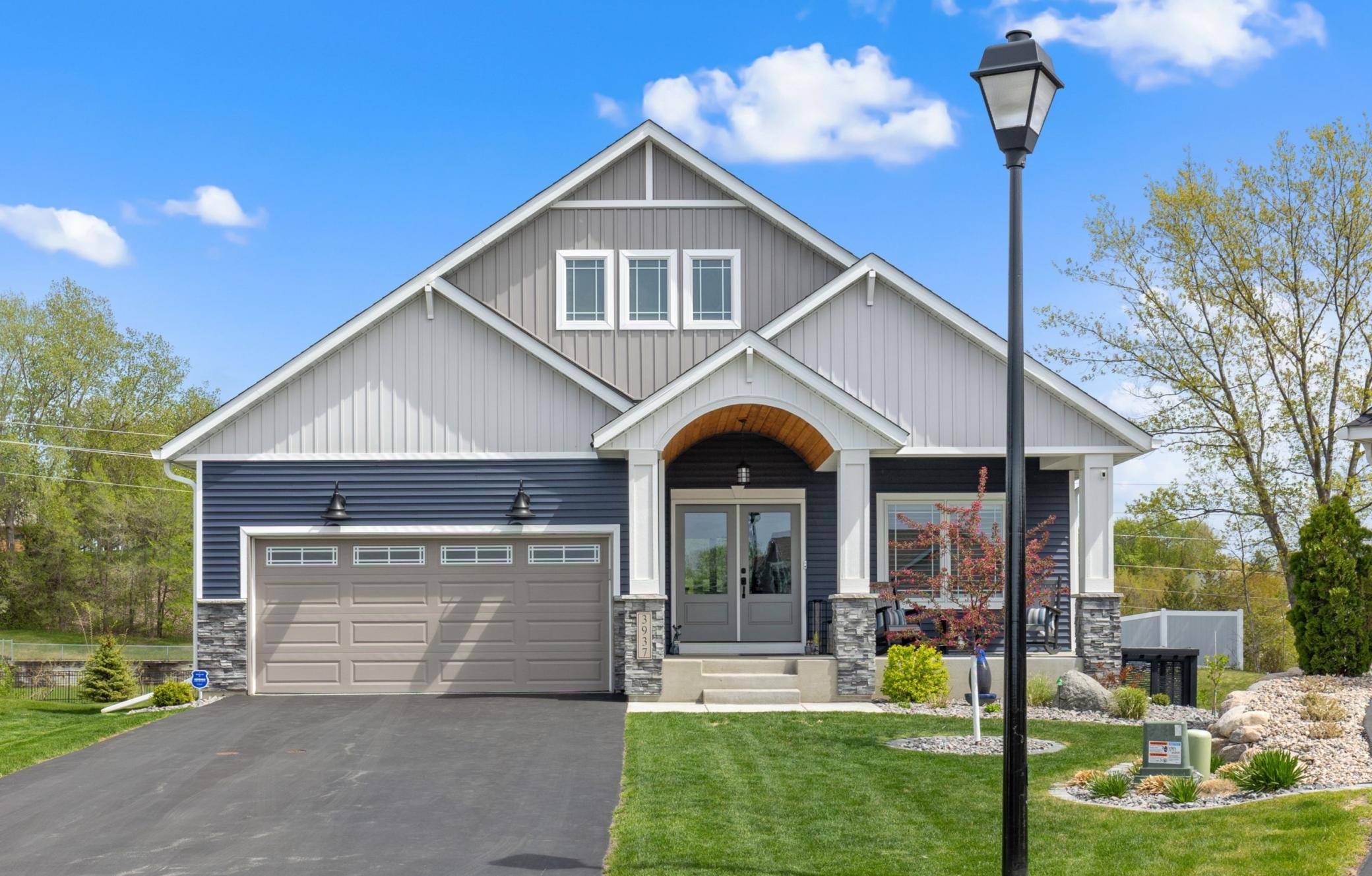 3937 Noah CT NW, Prior Lake, MN 55372