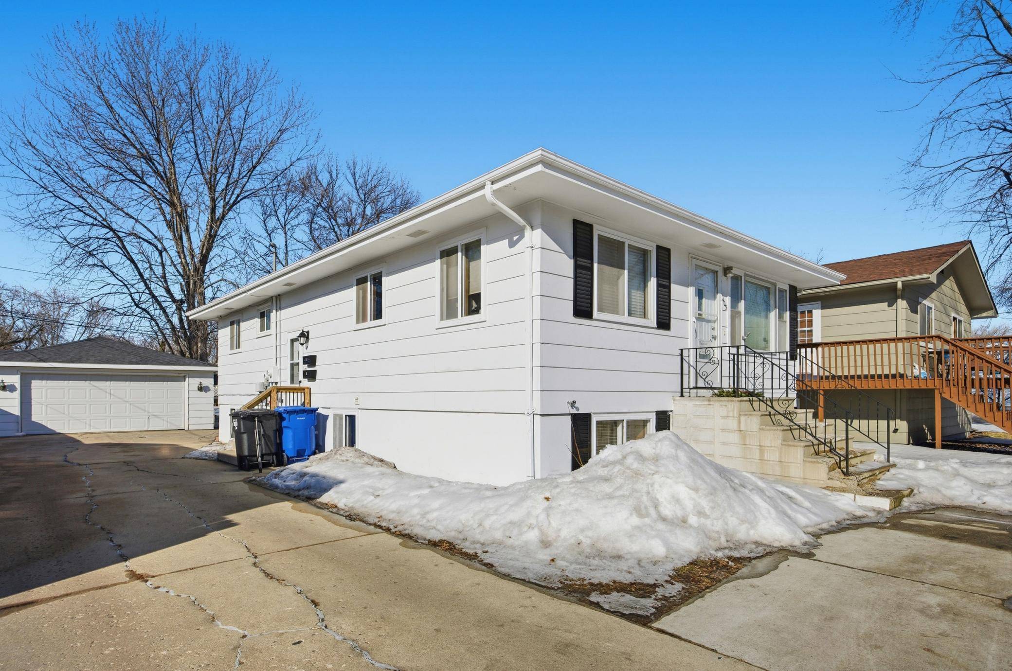 1405 16th ST S, Fargo, ND 58103