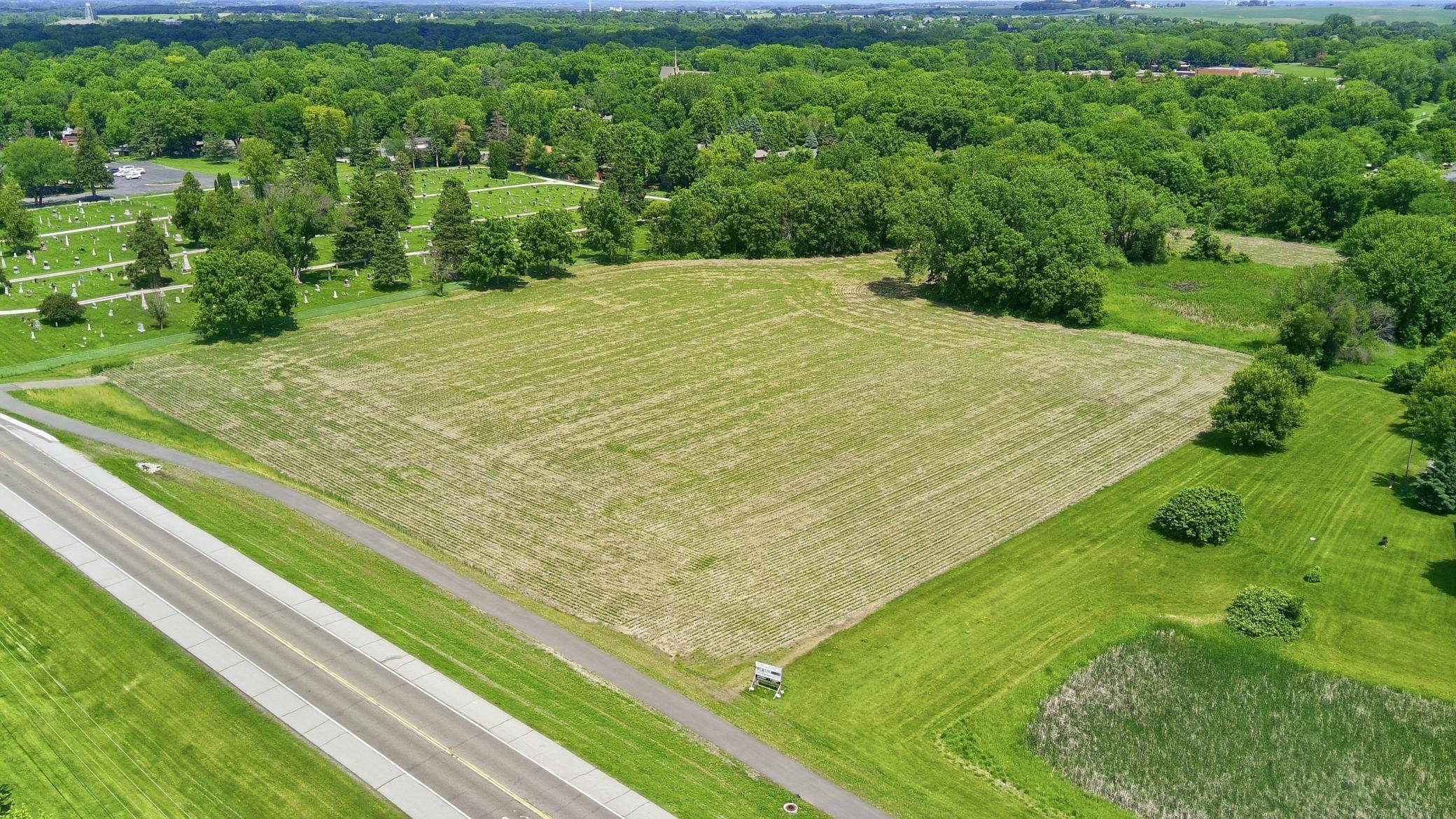 XXXX Division ST S, Northfield, MN 55057