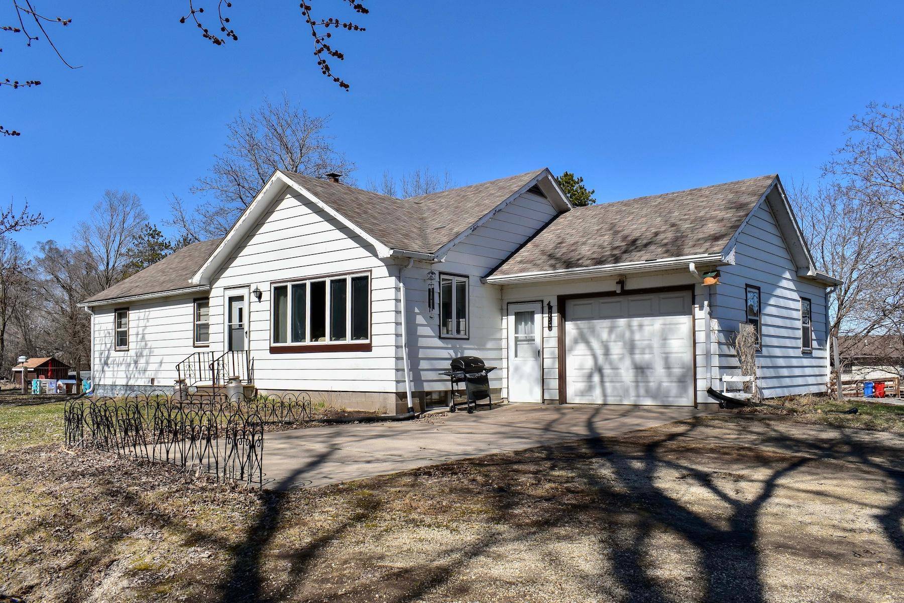 115 Keiper DR, Minnesota City, MN 55959