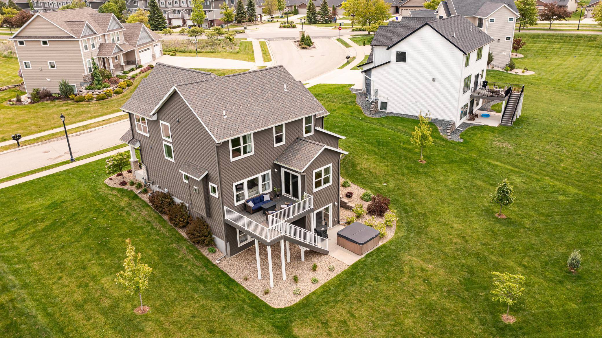 927 Southwell Enclave NE, Byron, MN 55920
