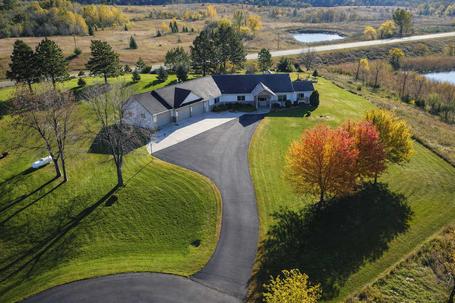 19801 Sundown LN, Glenwood, MN 56334