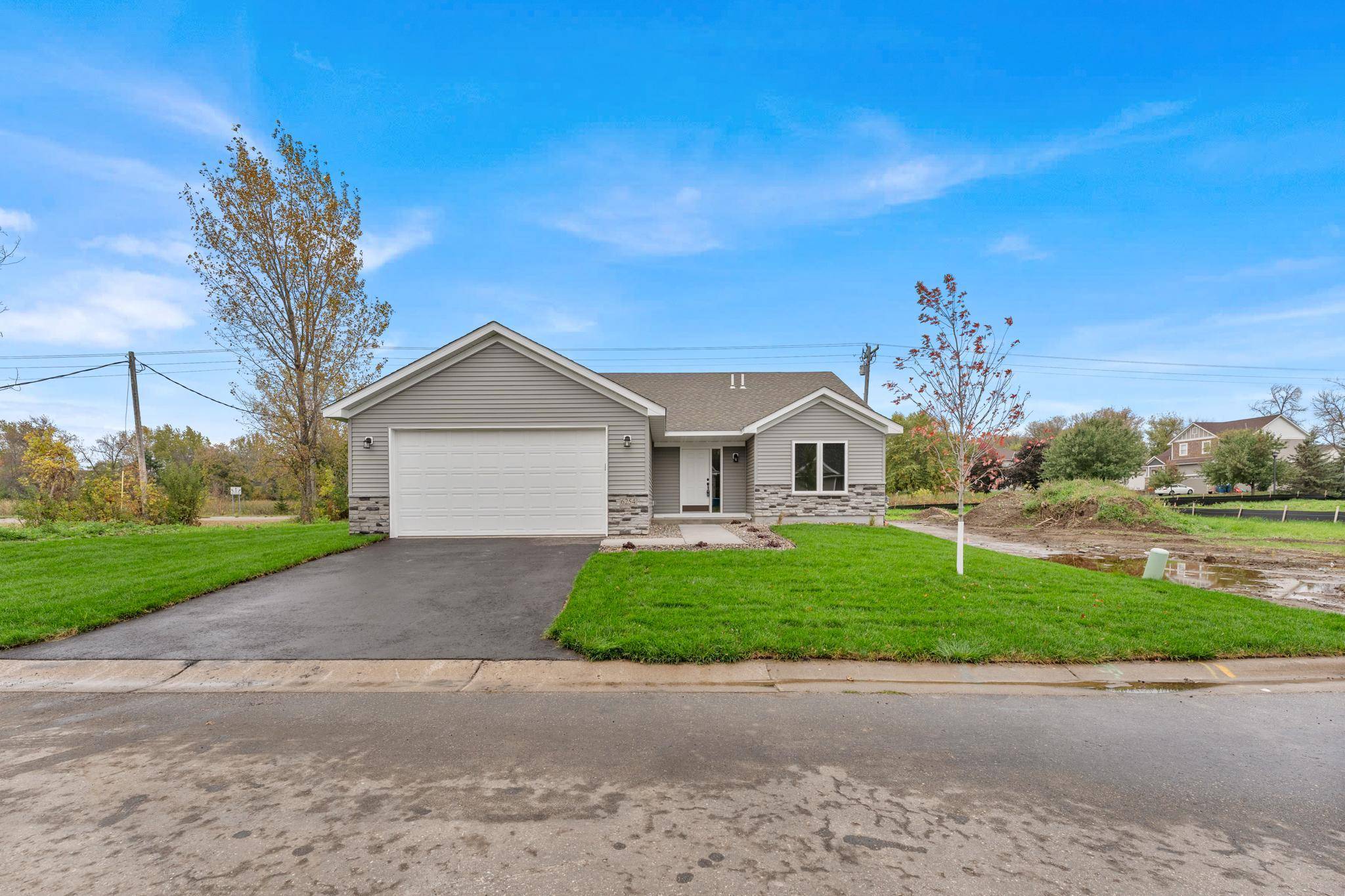 6254 209th ST N, Forest Lake, MN 55025