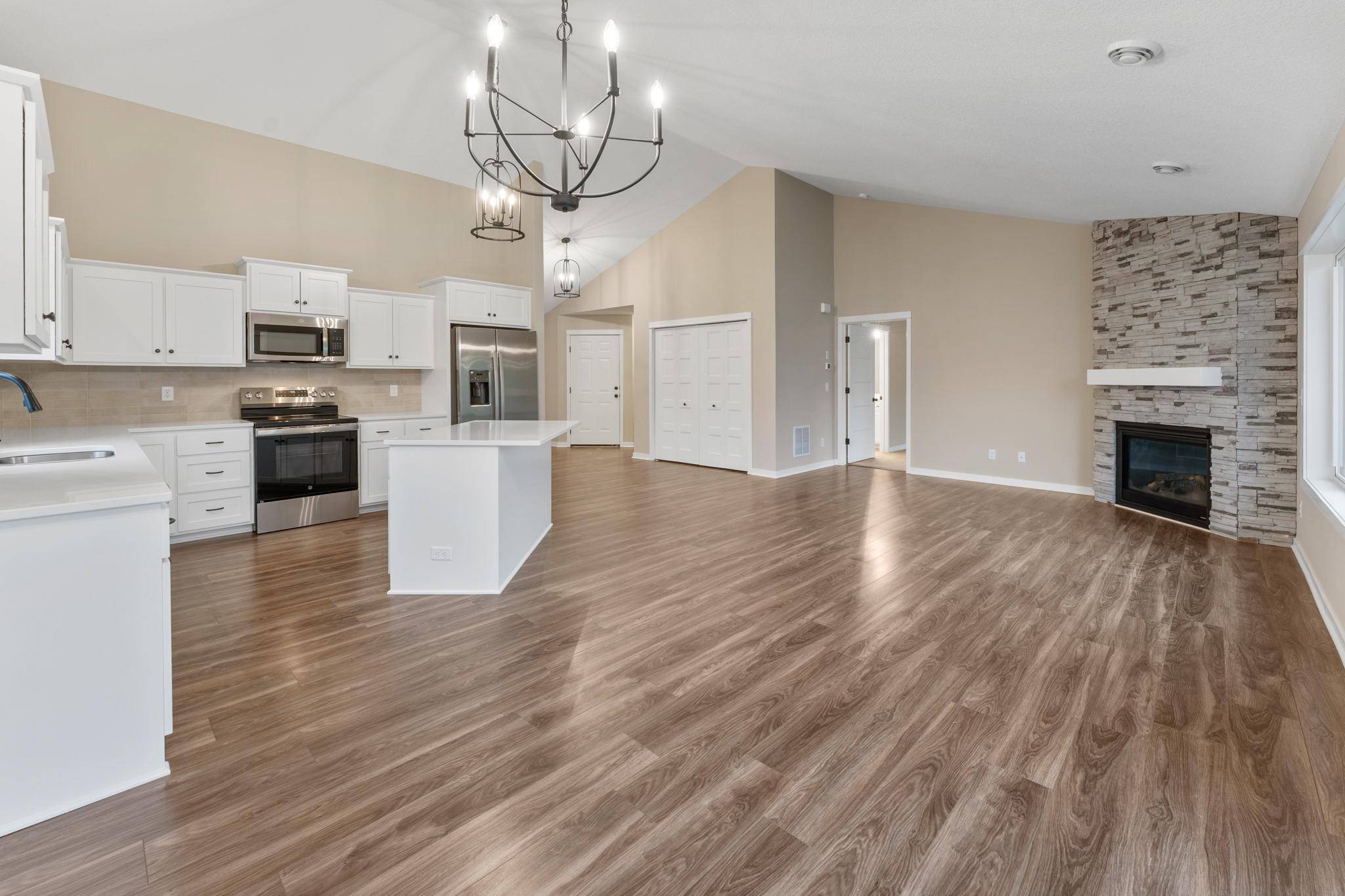 6254 209th ST N, Forest Lake, MN 55025