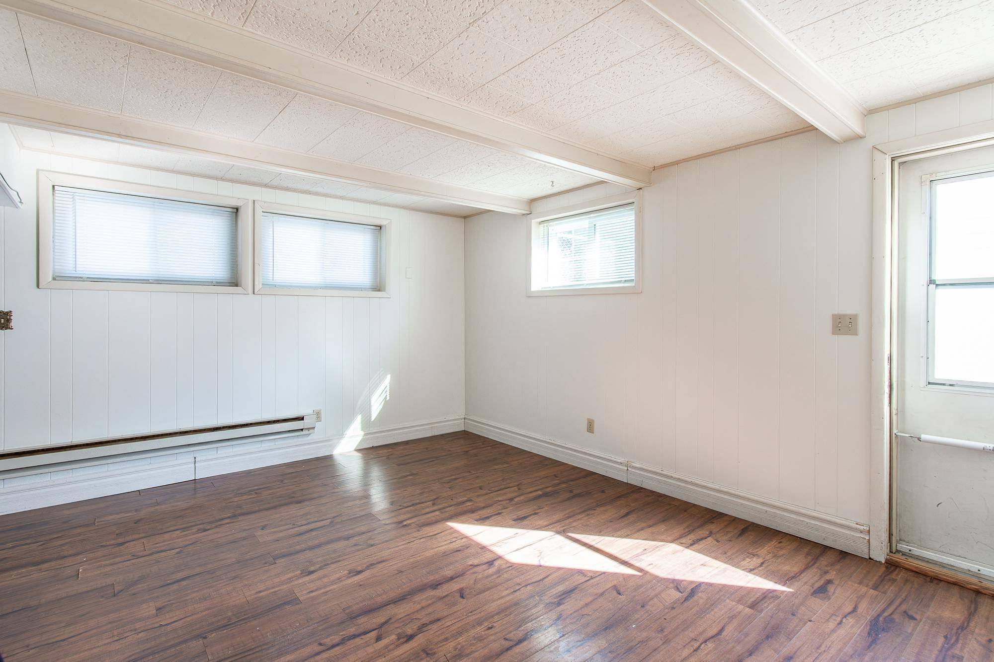 1406 24th AVE S, Moorhead, MN 56560