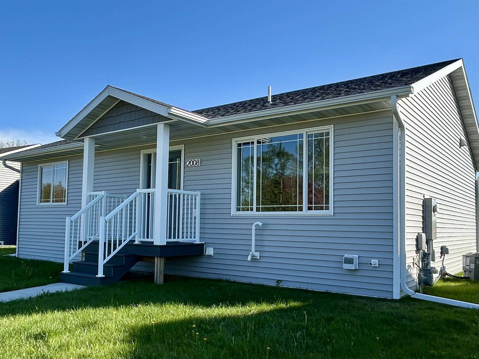 2008 Nelson DR, Thief River Falls, MN 56701
