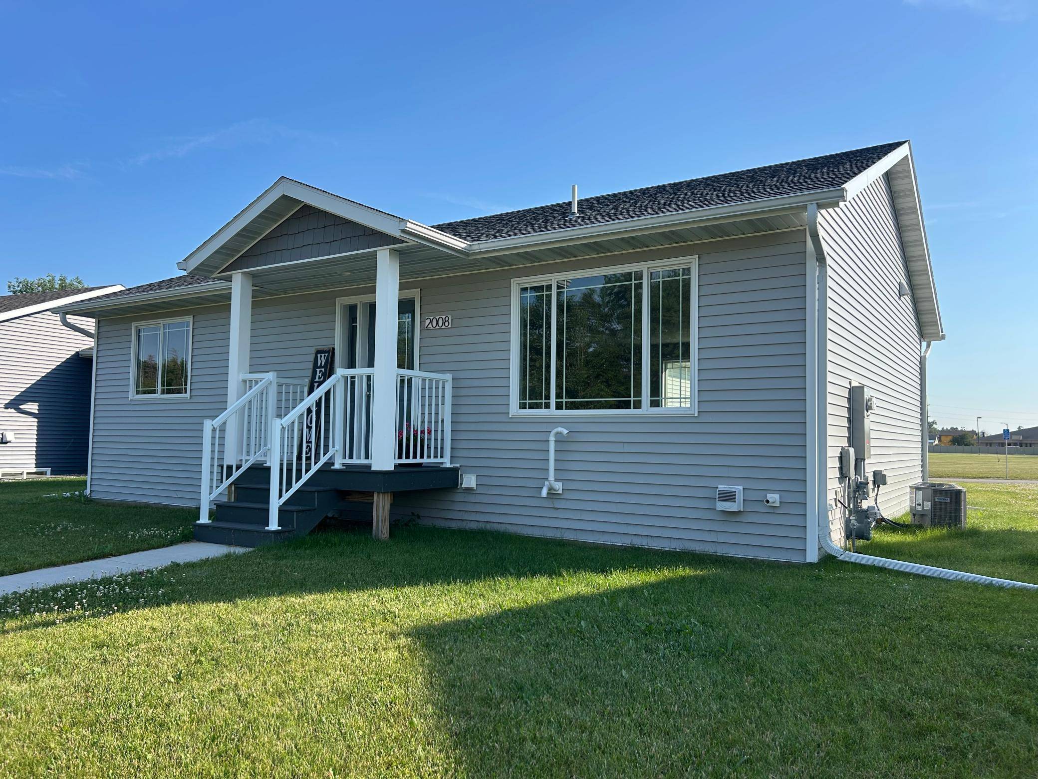 2008 Nelson DR, Thief River Falls, MN 56701