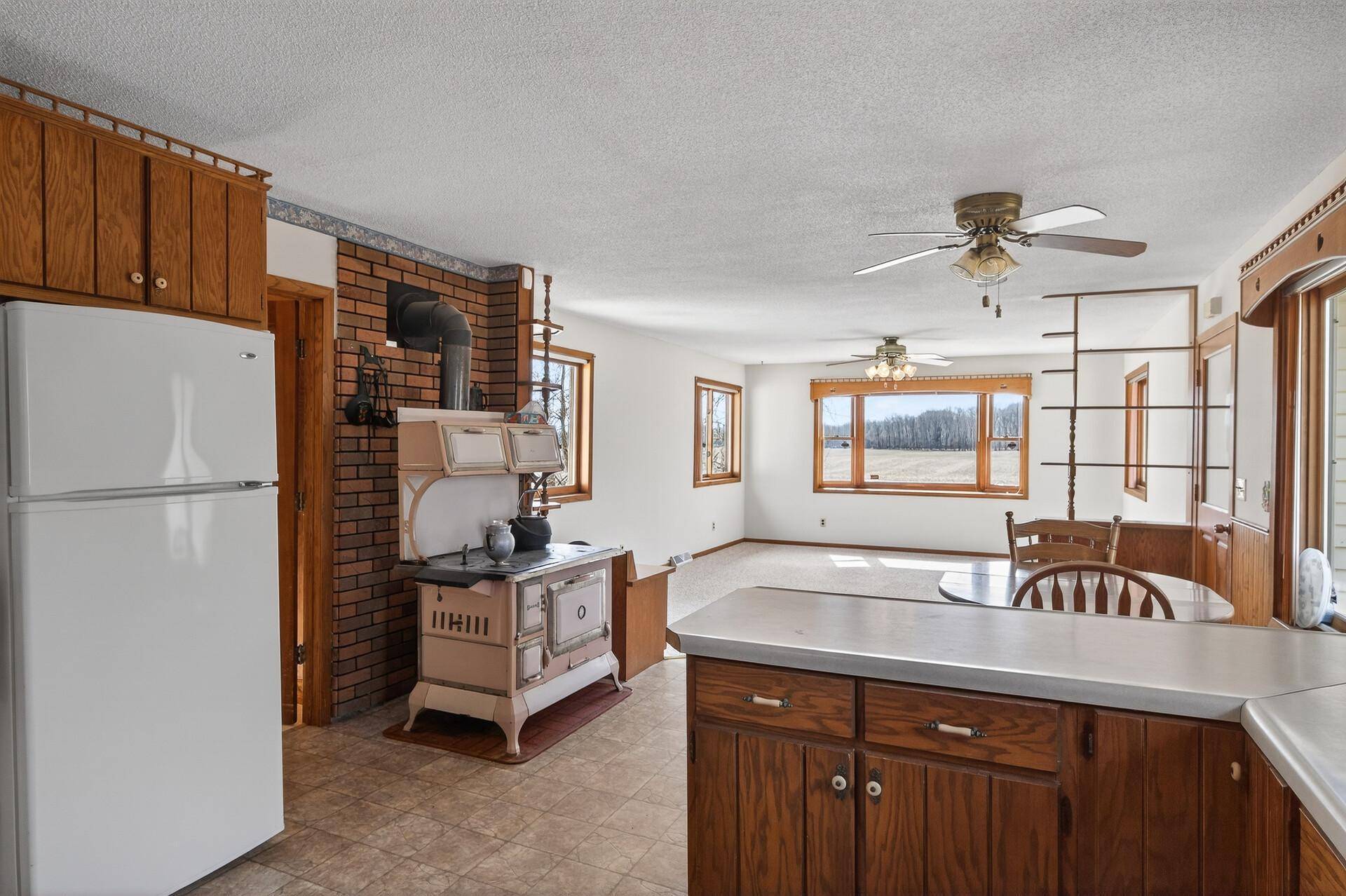 2270 397th AVE NE, Stanchfield, MN 55080