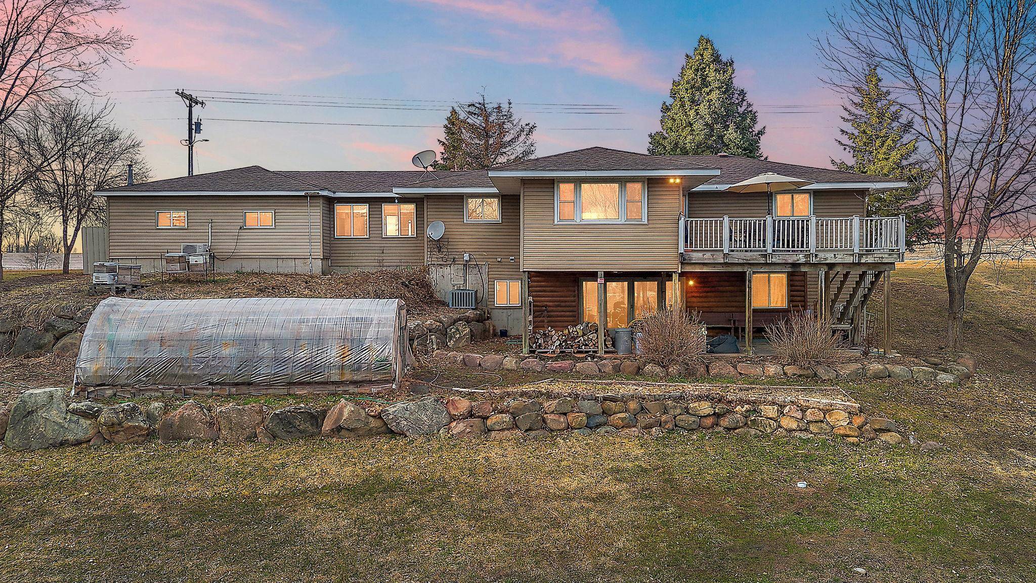 17375 Homestead RD, Carver, MN 55315