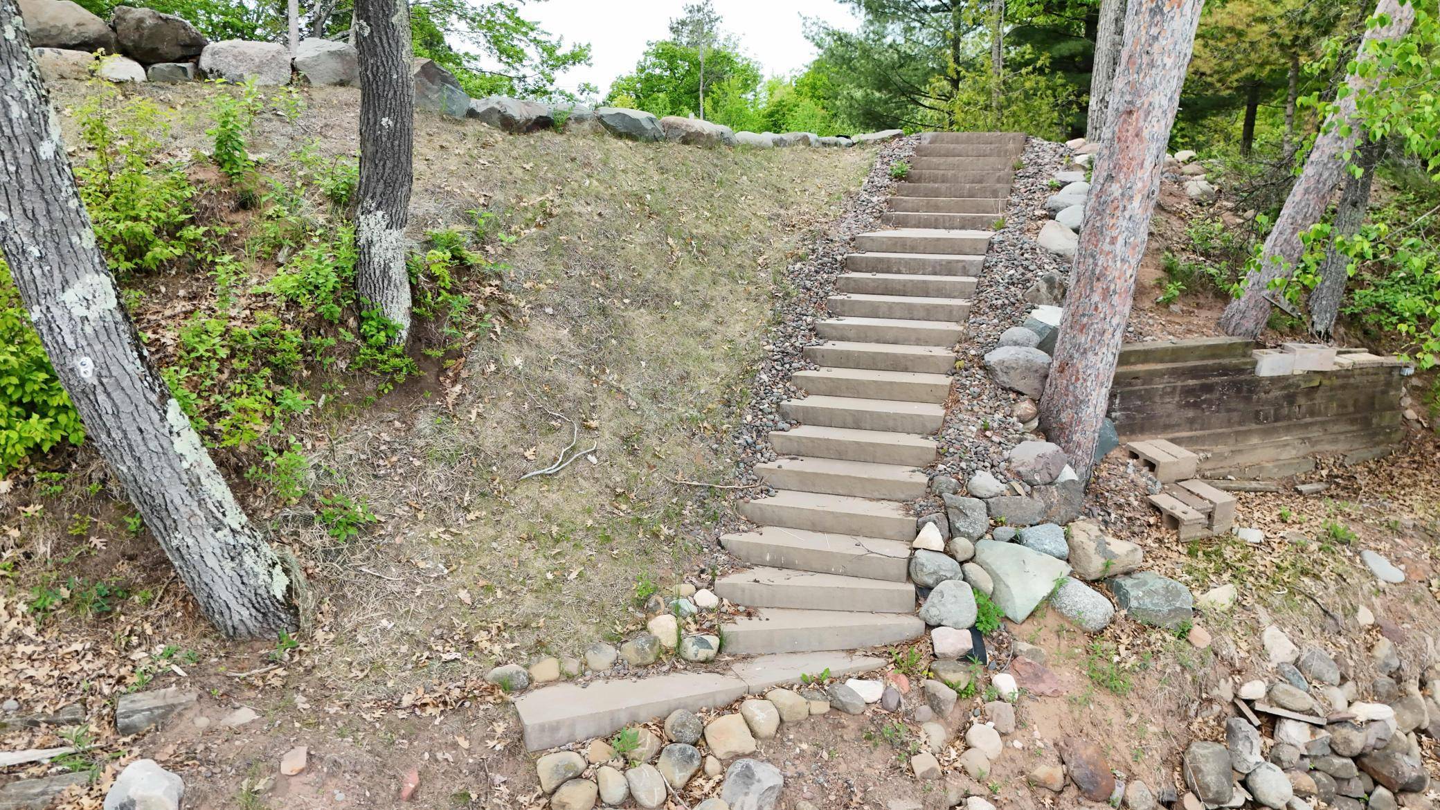 27762 Leef RD, Webster, WI 54893