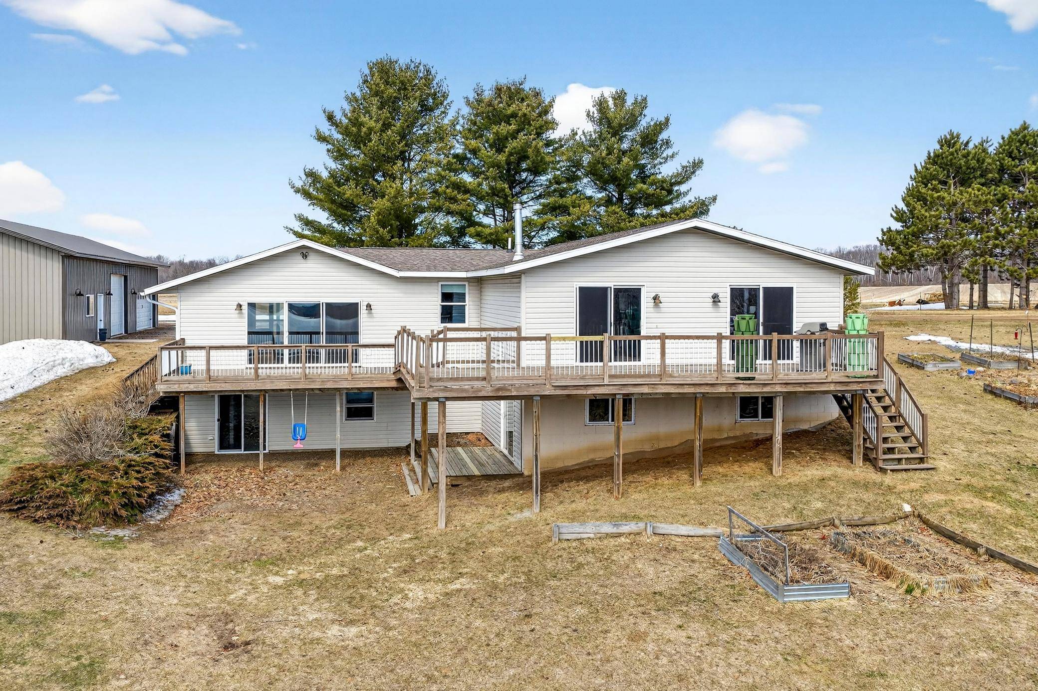 N3474 Fenander RD, Sarona, WI 54870