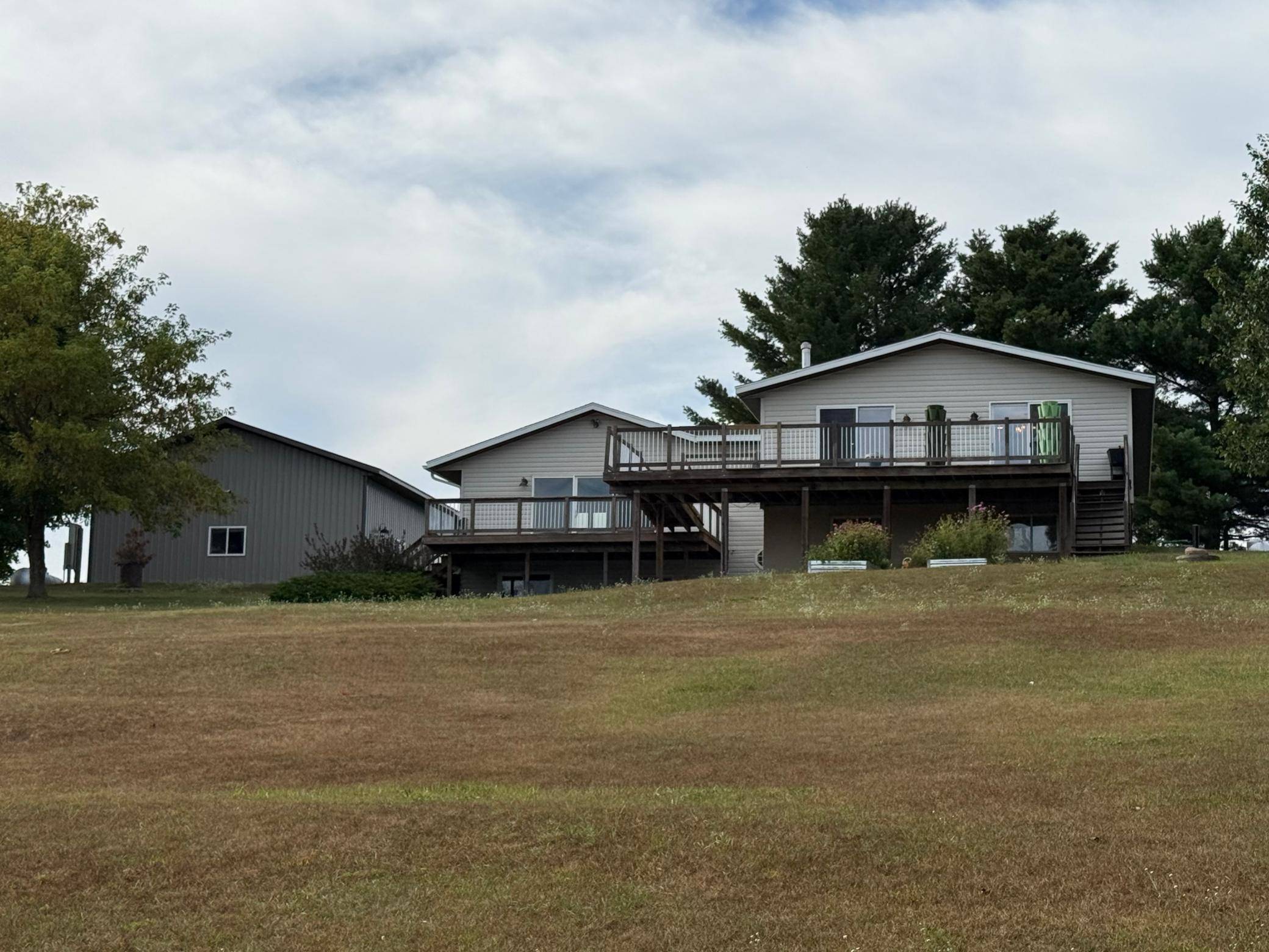 N3474 Fenander RD, Sarona, WI 54870