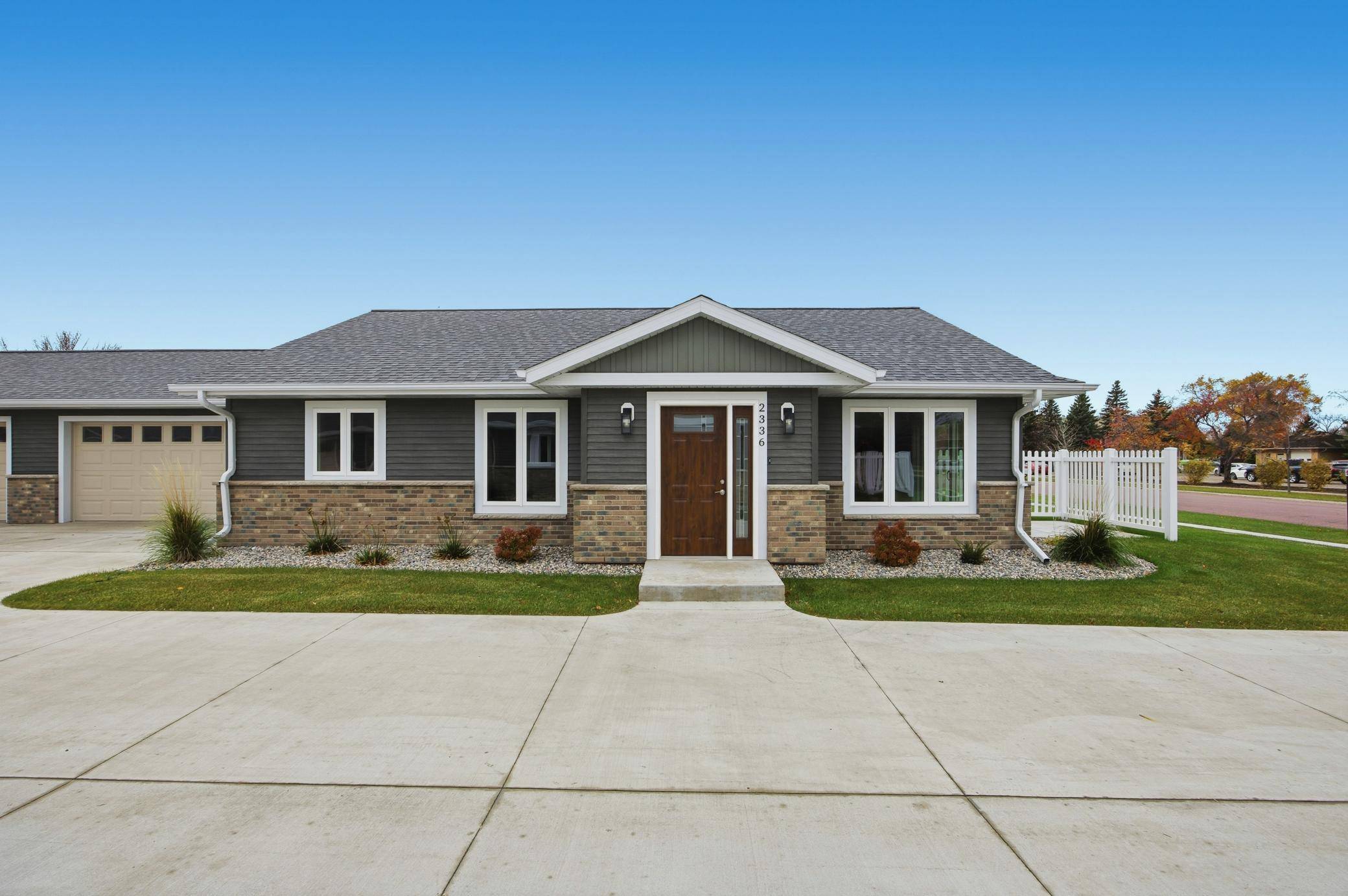 2336 30th AVE S, Fargo, ND 58104