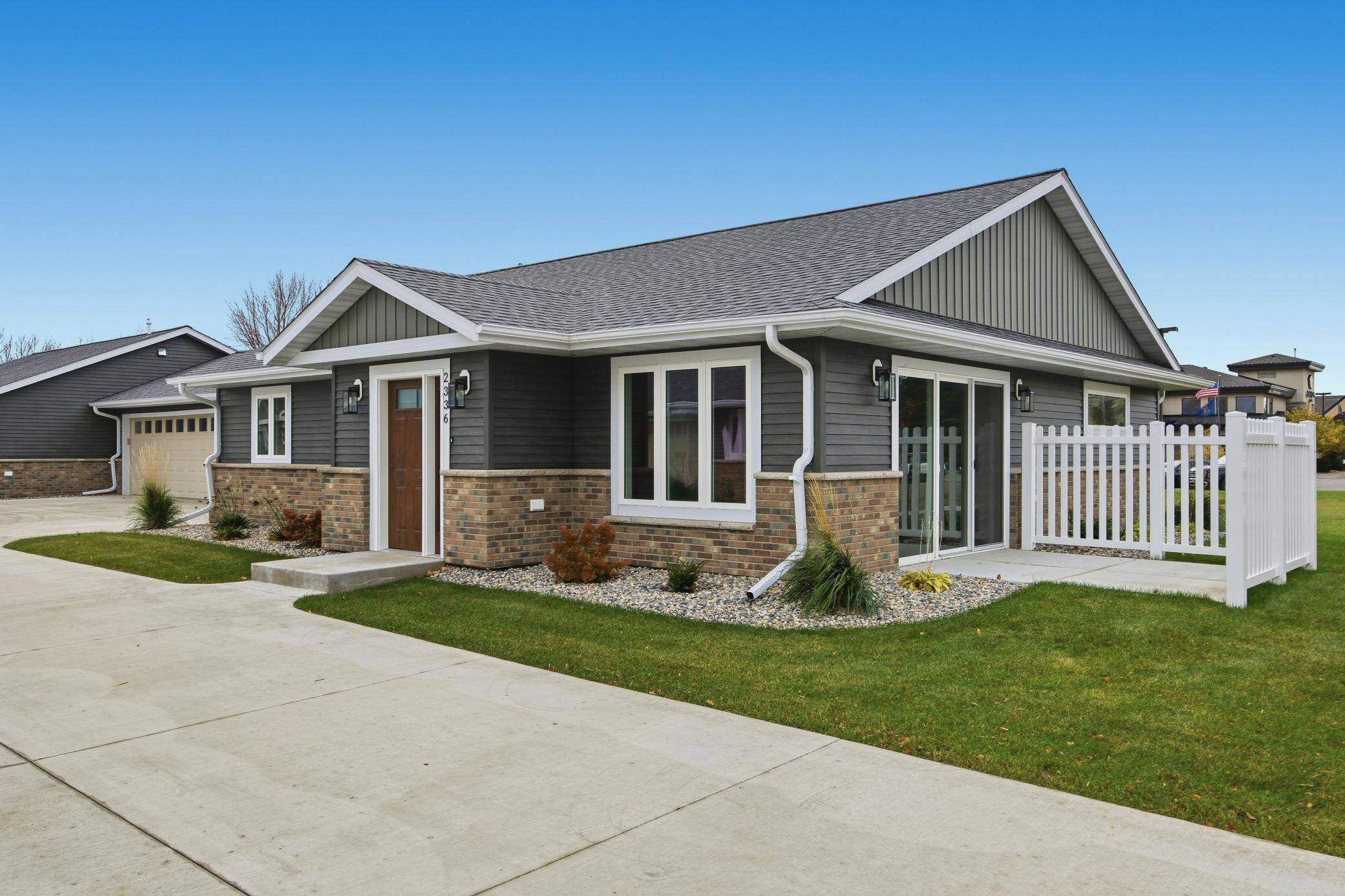 2336 30th AVE S, Fargo, ND 58104