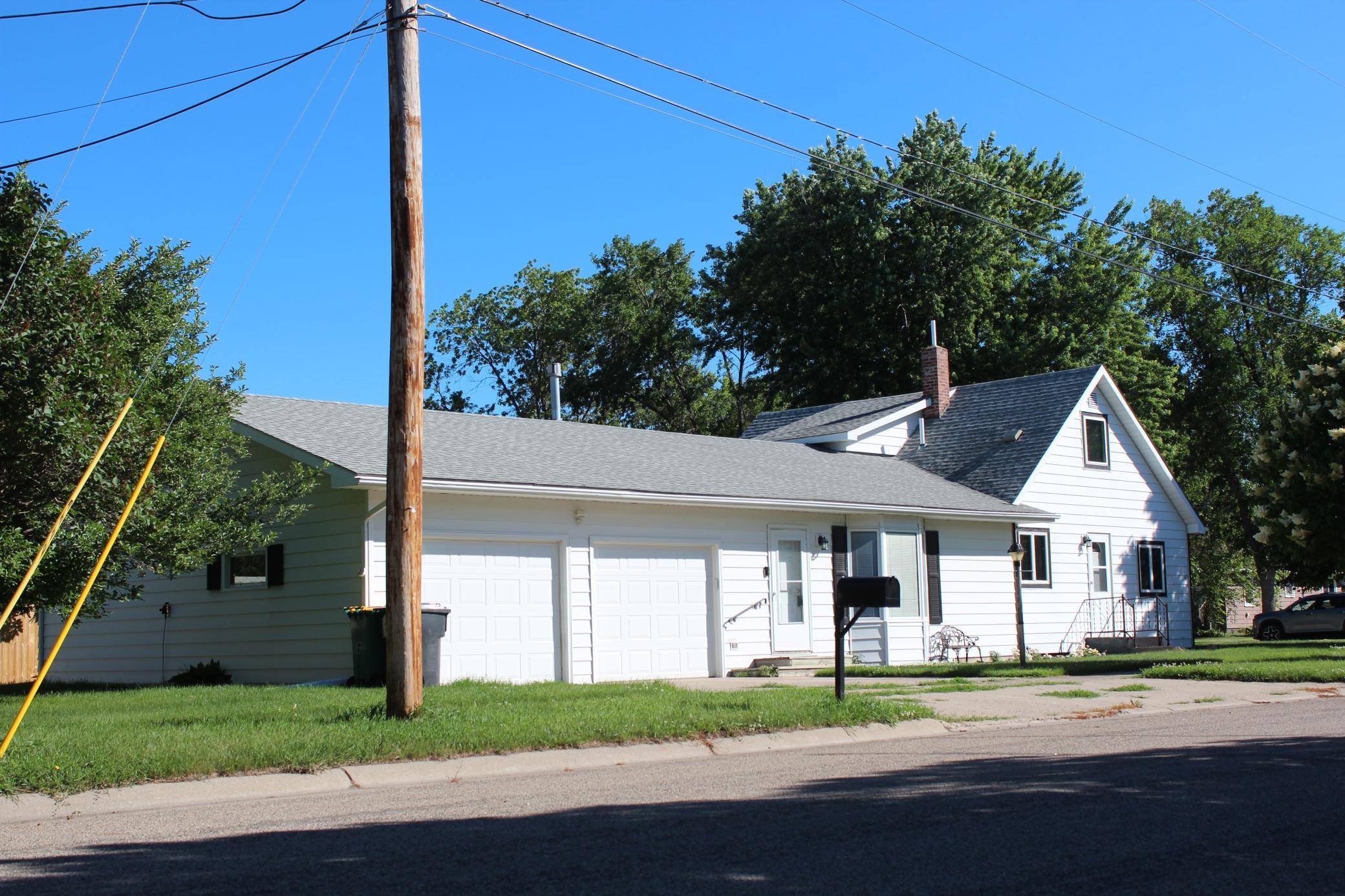 222 Washington AVE, Hatton, ND 58240
