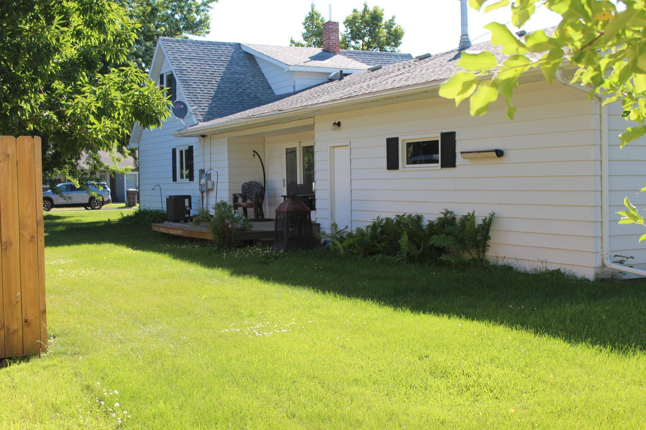 222 Washington AVE, Hatton, ND 58240