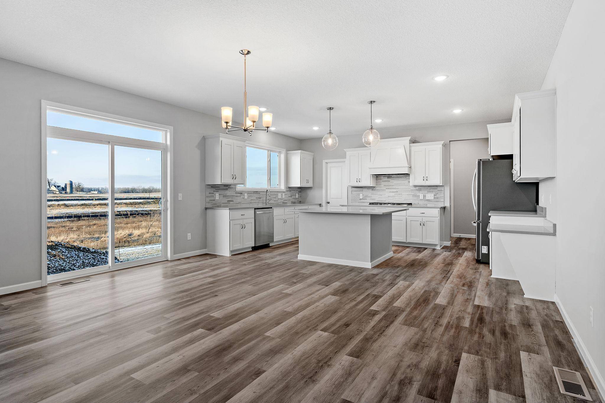 995 Willow Glen AVE, Somerset, WI 54025