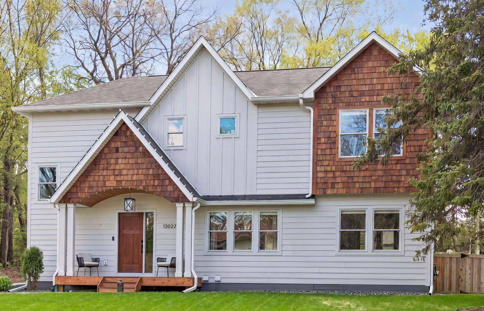 3374 Library LN, Saint Louis Park, MN 55426