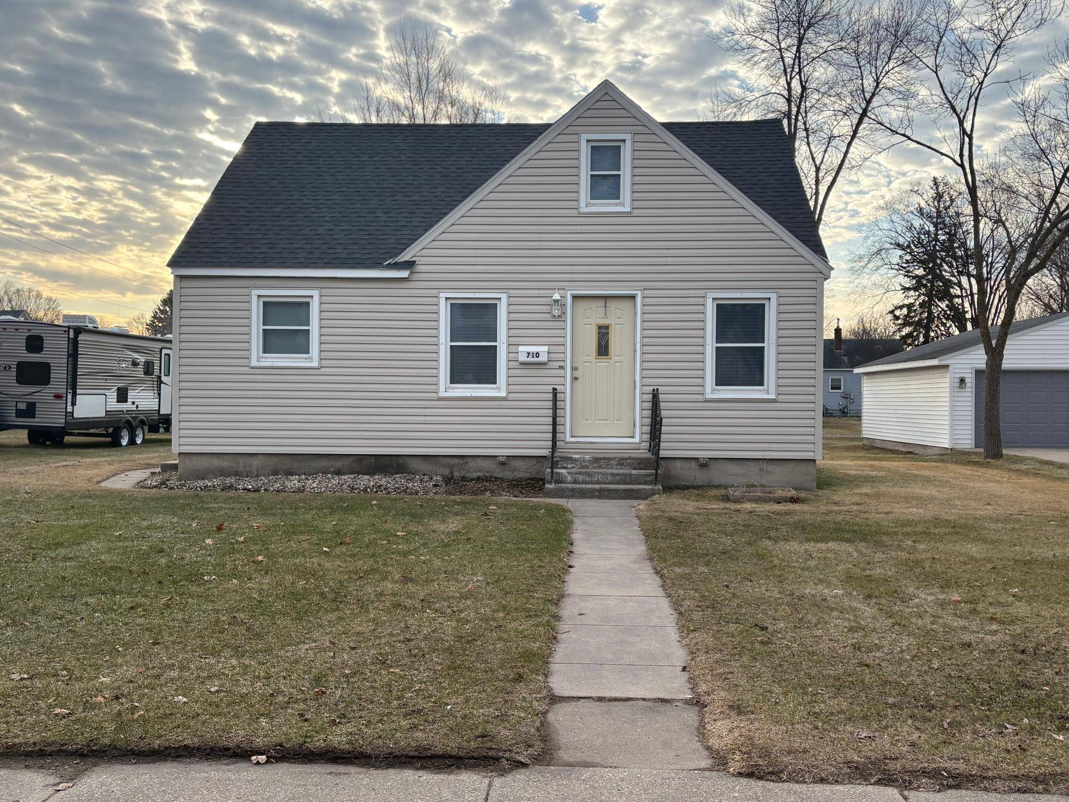 710 12th ST N, Benson, MN 56215
