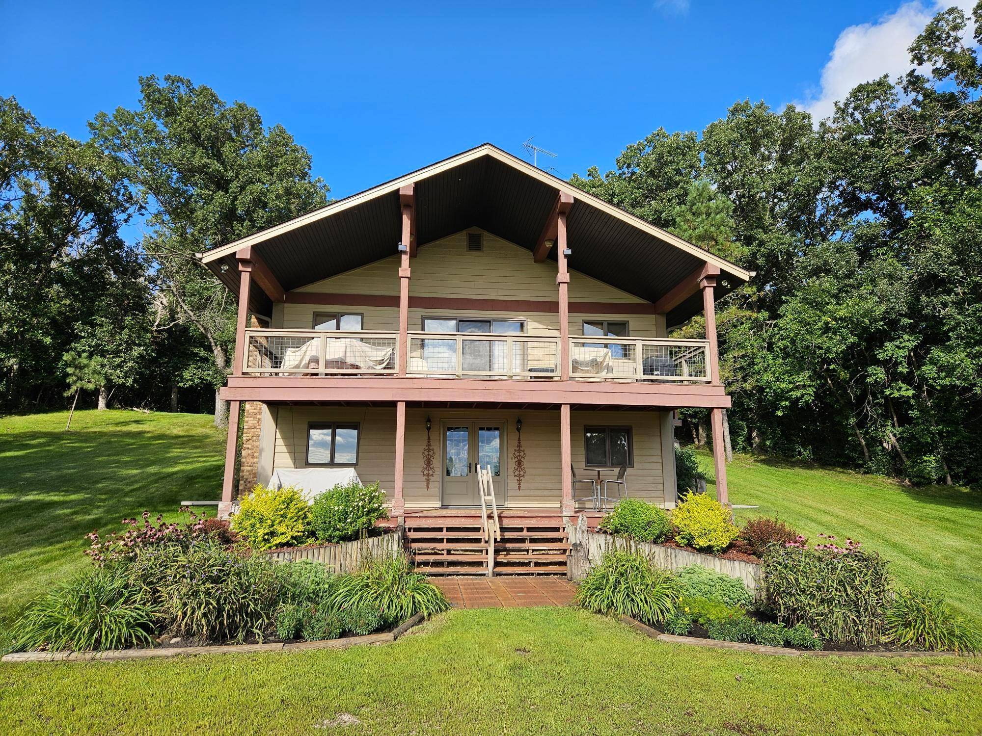 27392 Oak Point RD, Elbow Lake, MN 56531