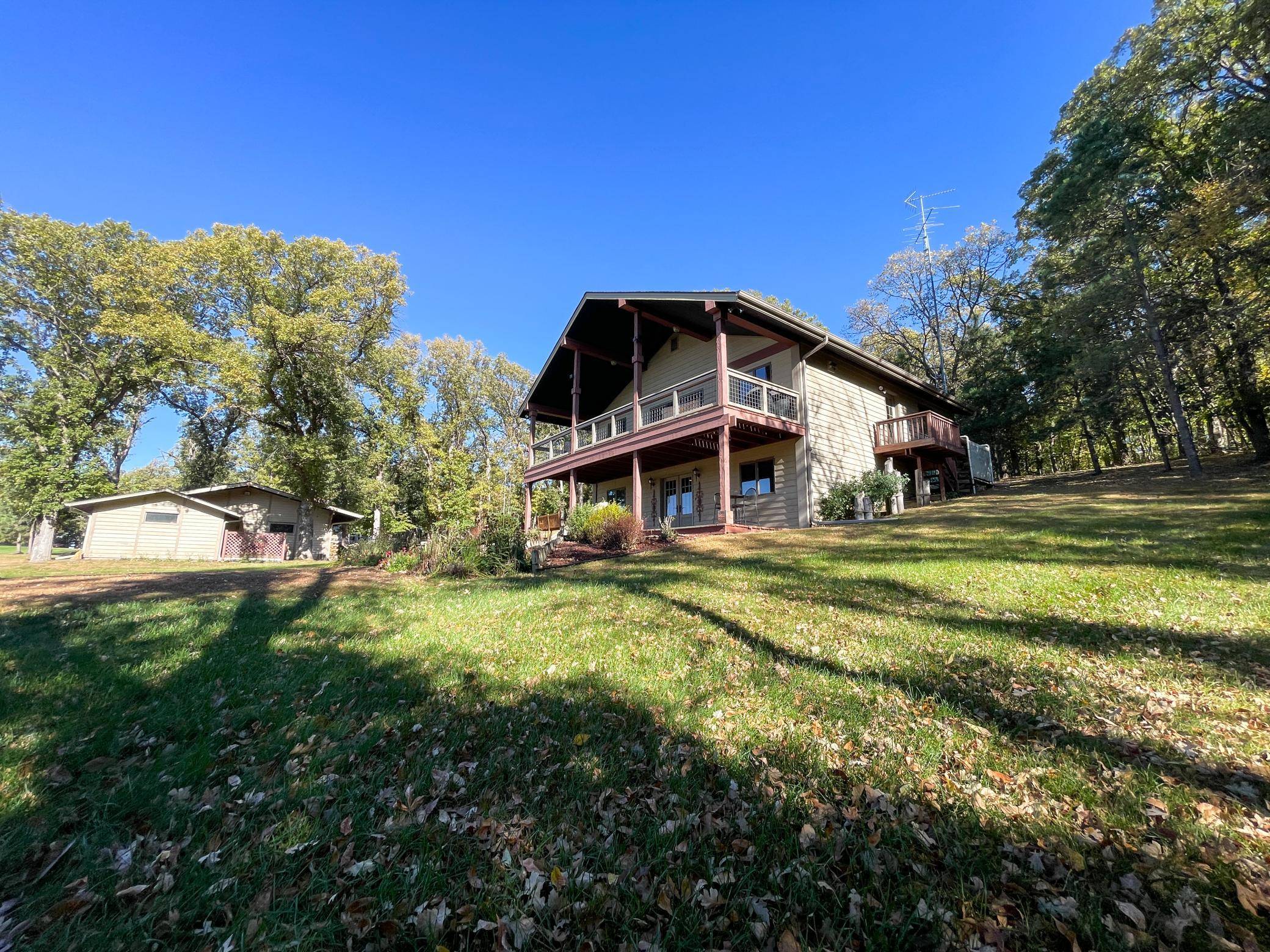 27392 Oak Point RD, Elbow Lake, MN 56531