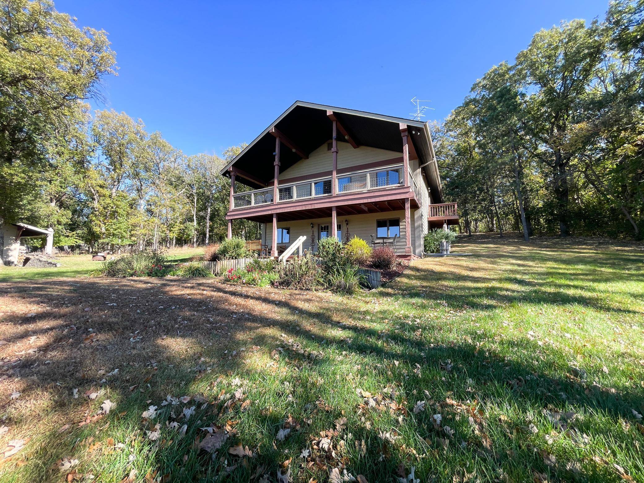 27392 Oak Point RD, Elbow Lake, MN 56531