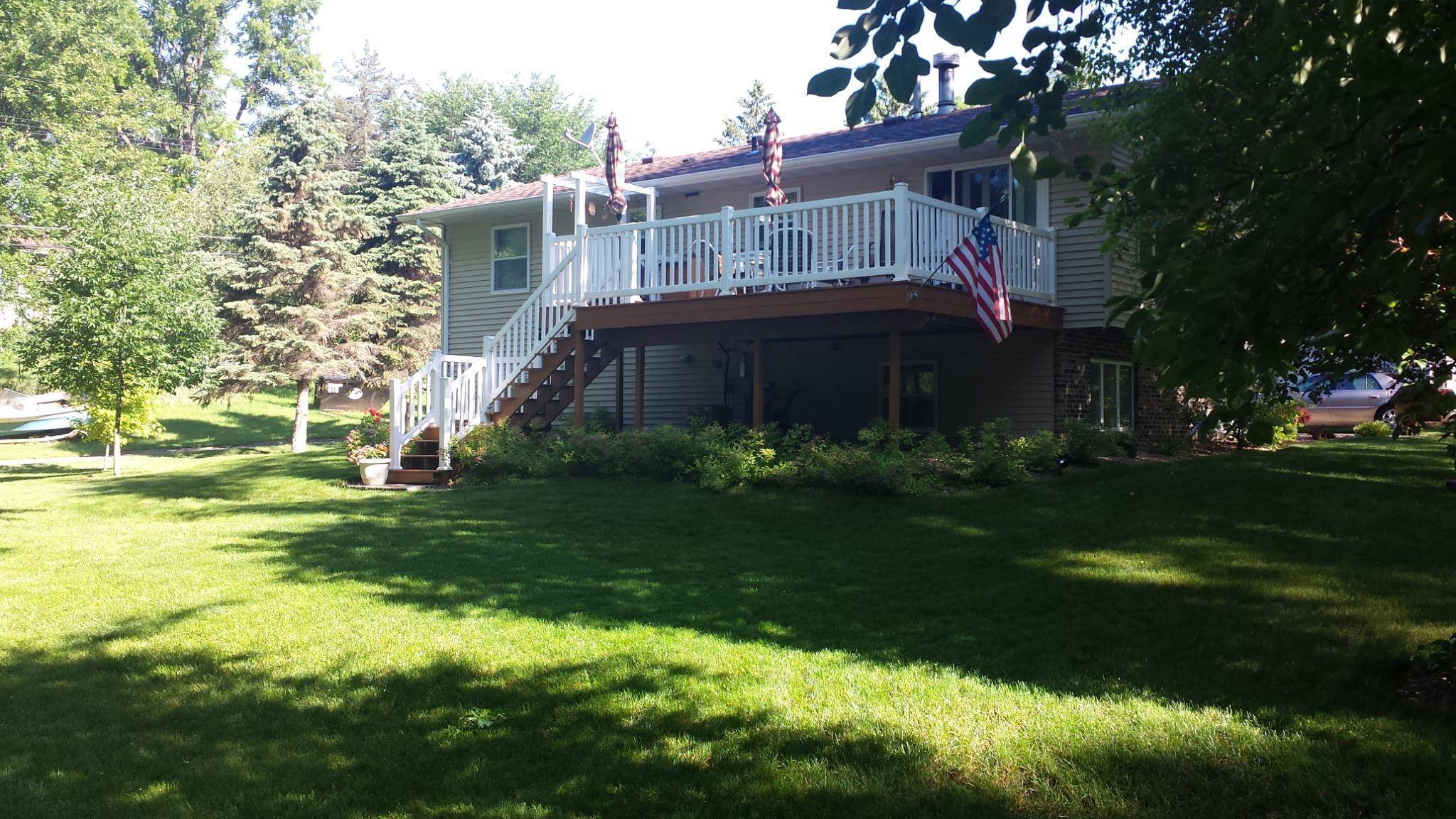 209 S 10th ST, Montevideo, MN 56265