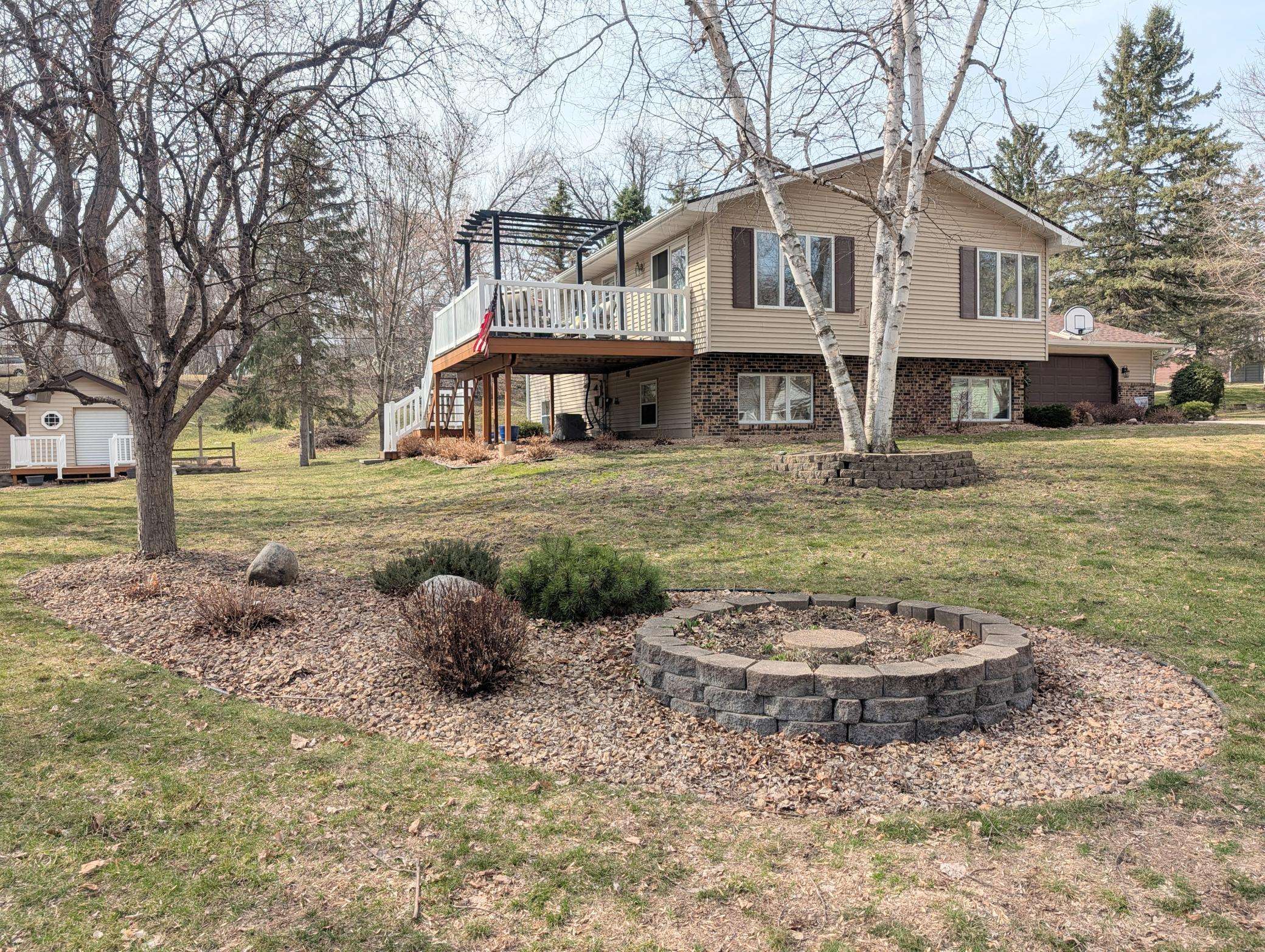209 S 10th ST, Montevideo, MN 56265