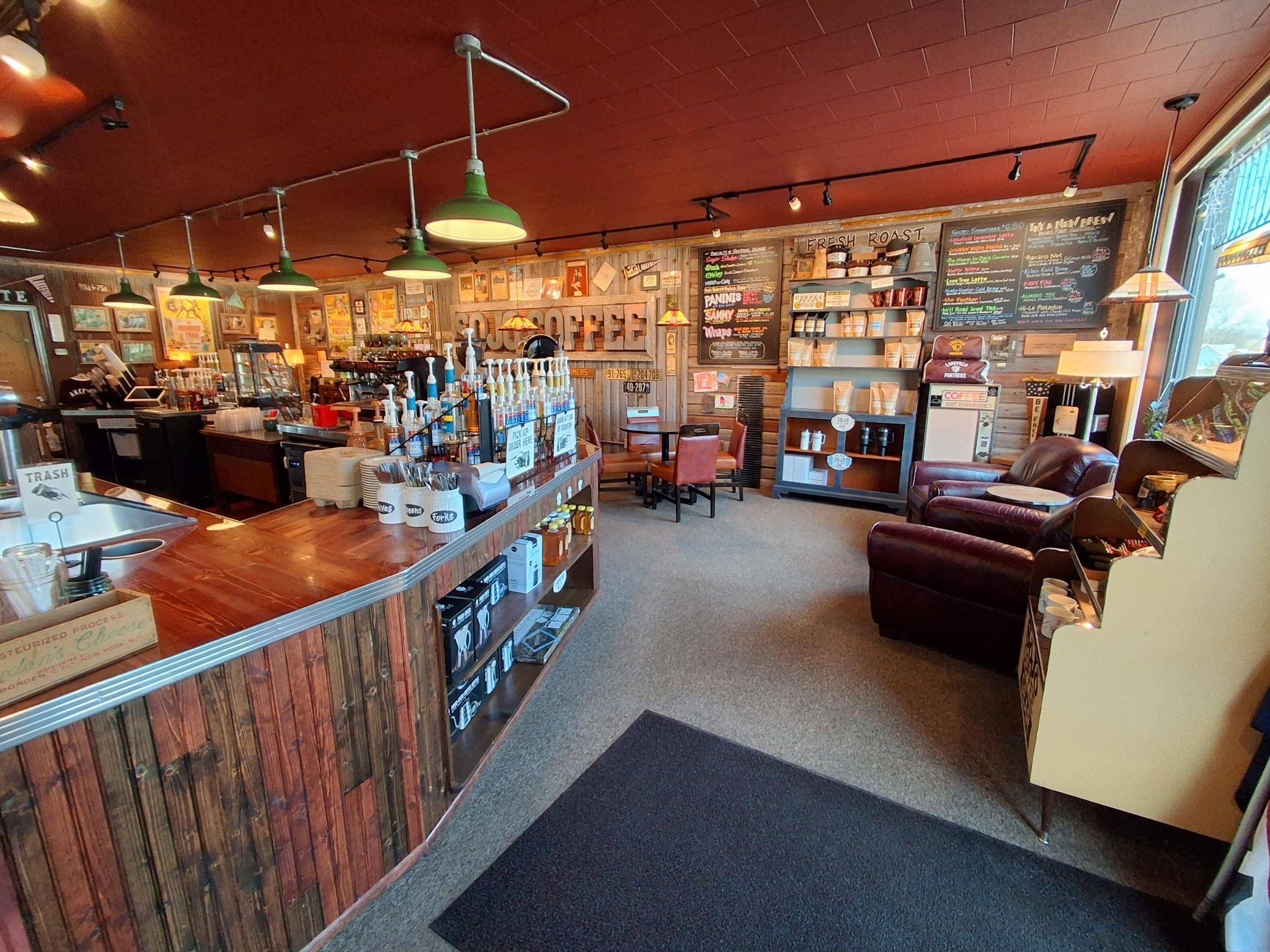 206 2nd AVE N, Lakefield, MN 56150