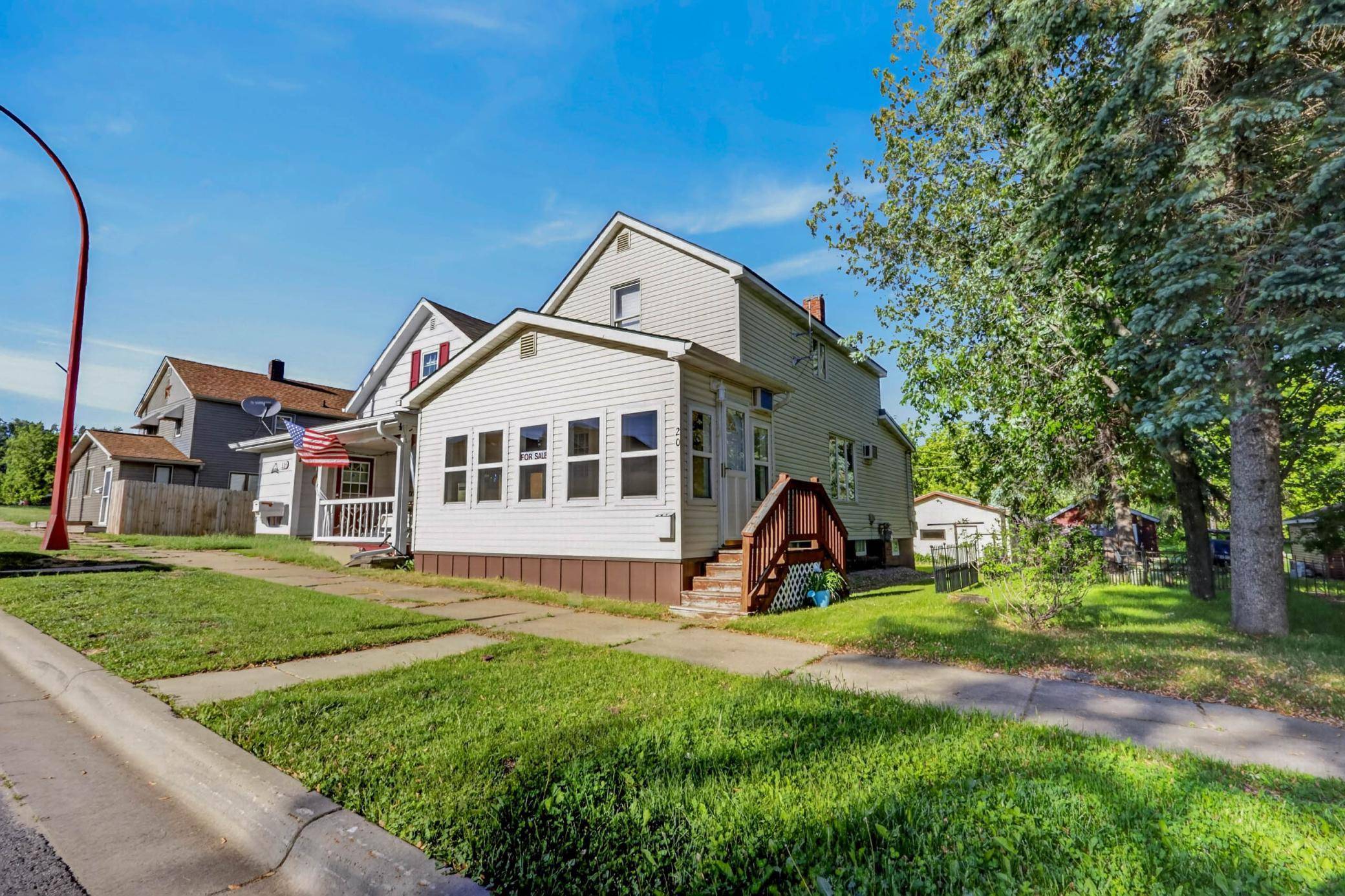 120 4th ST, Nashwauk, MN 55769