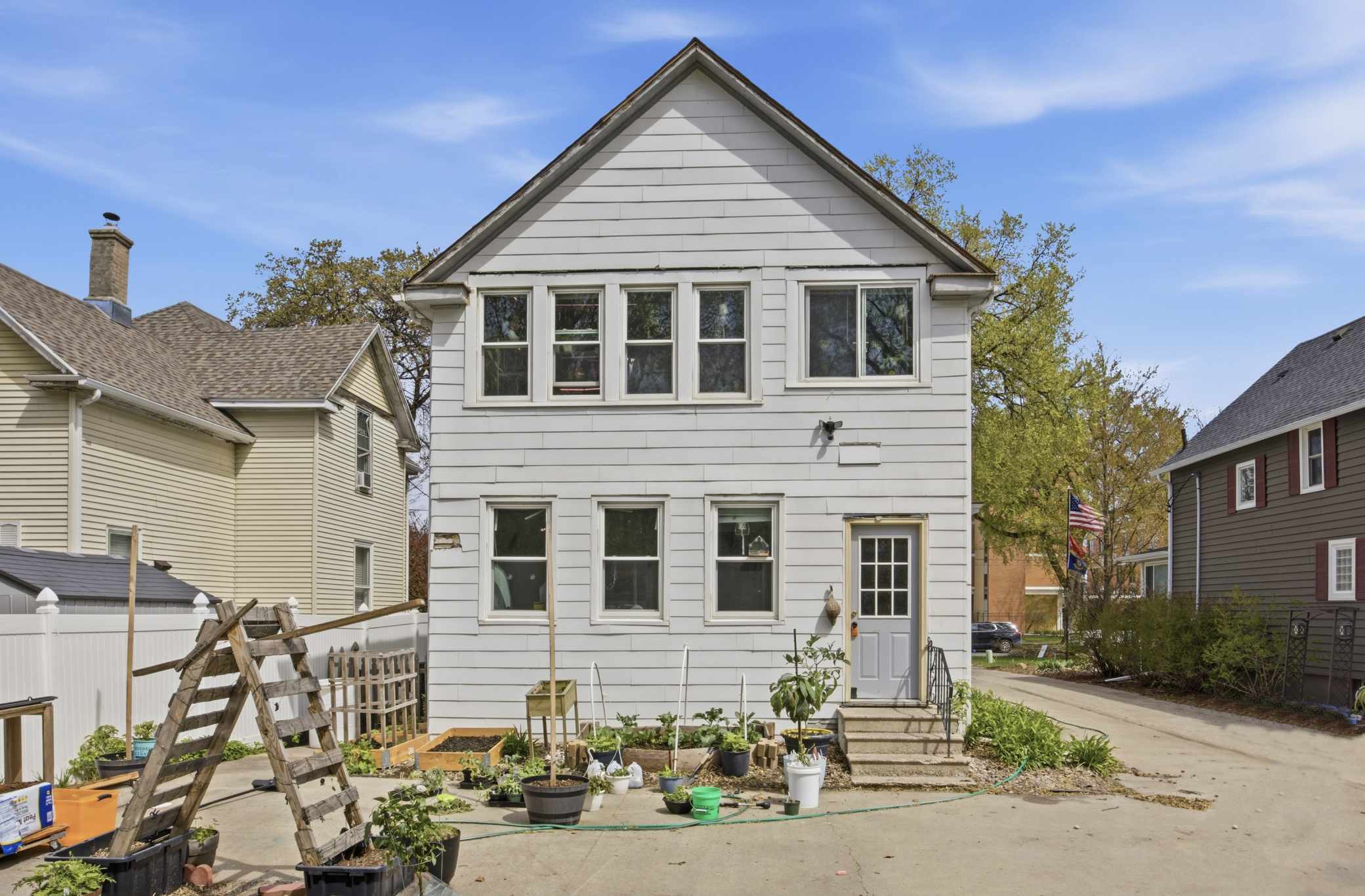 1342 3rd AVE S, Fargo, ND 58103