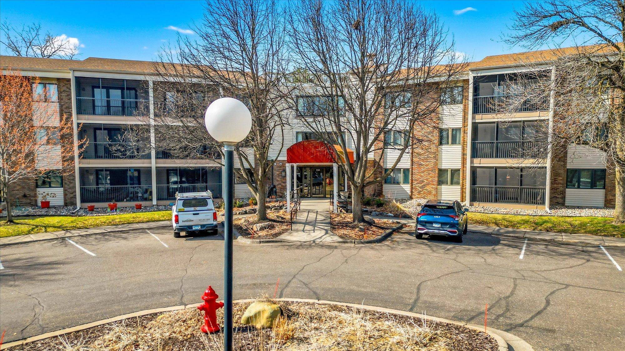 3150 Glen Oaks AVE #105A, White Bear Lake, MN 55110