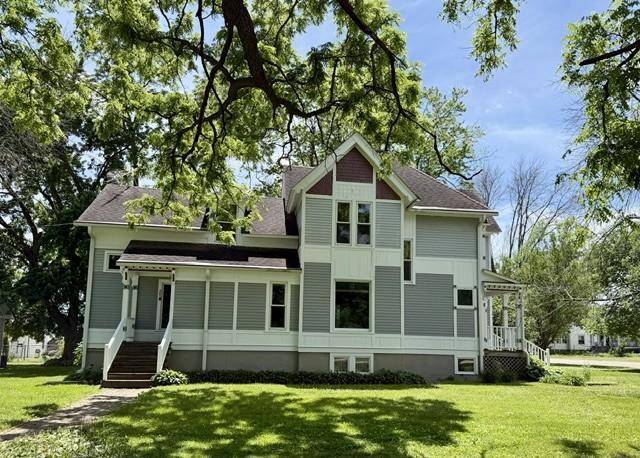 411 2nd ST, Lyle, MN 55953