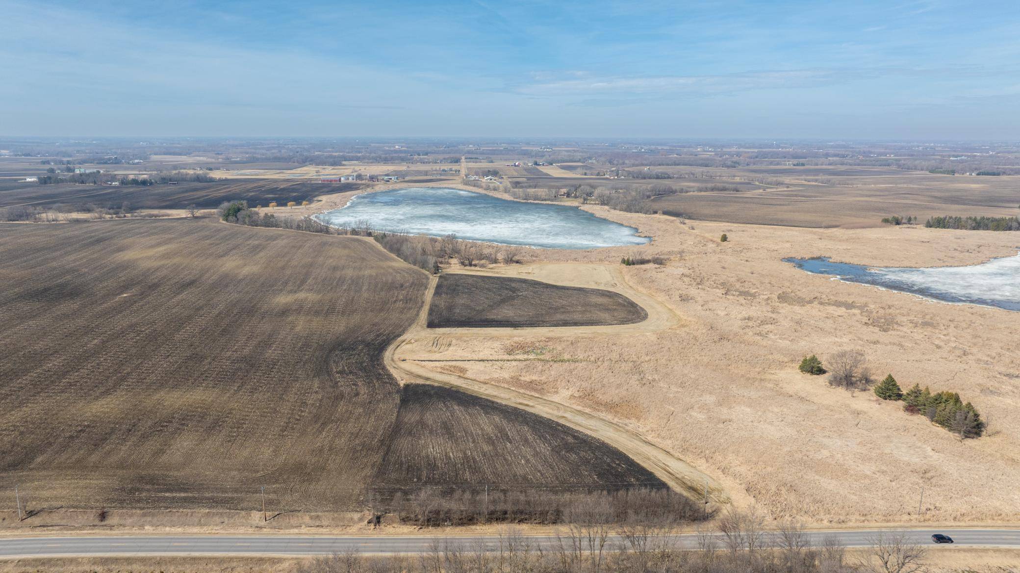 000 Mn-25, Mayer, MN 55360