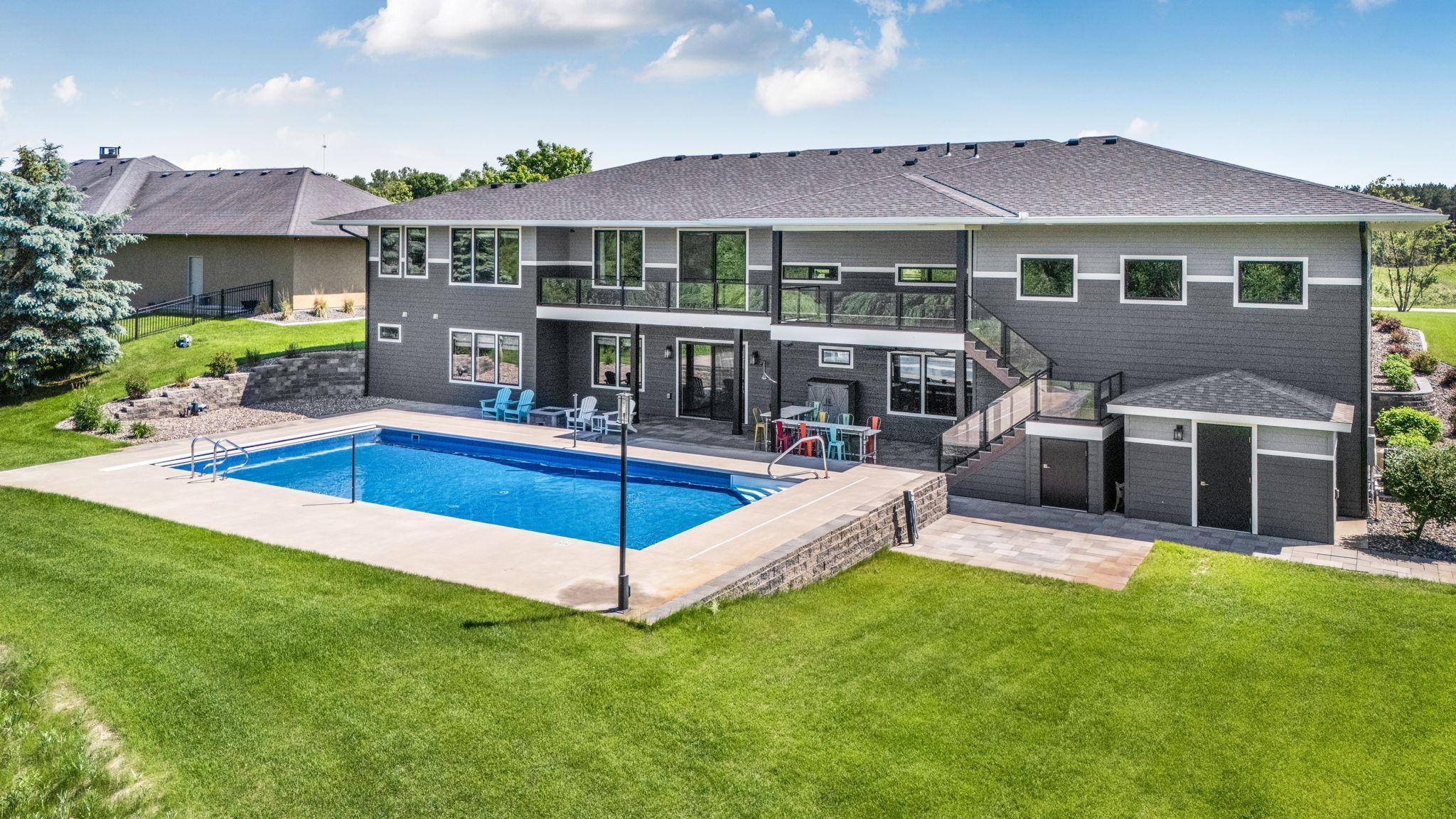 4215 32nd ST S, Saint Cloud, MN 56301
