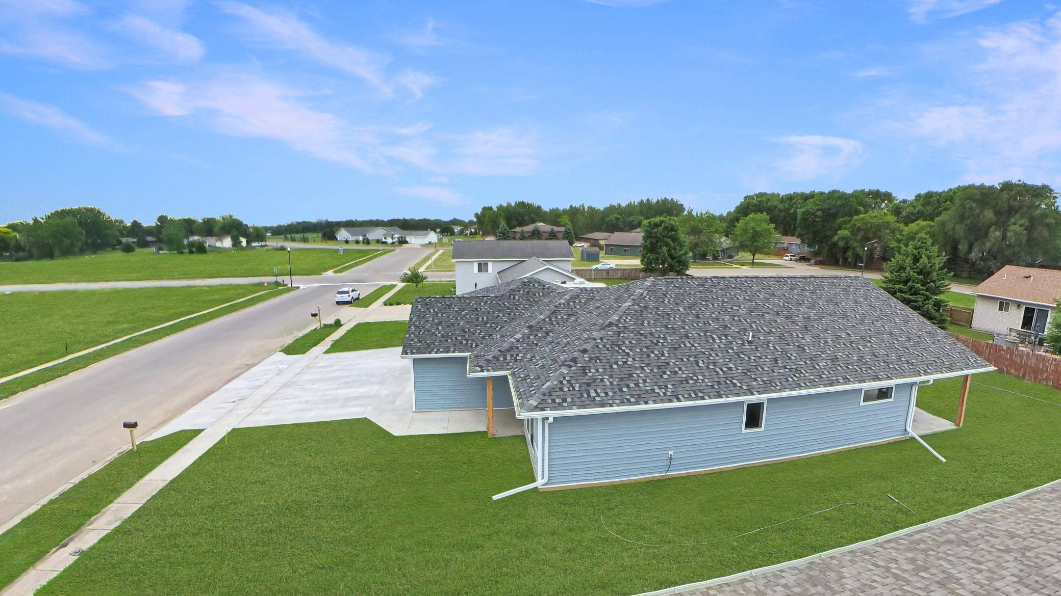 503 Darlene DR, Marshall, MN 56258