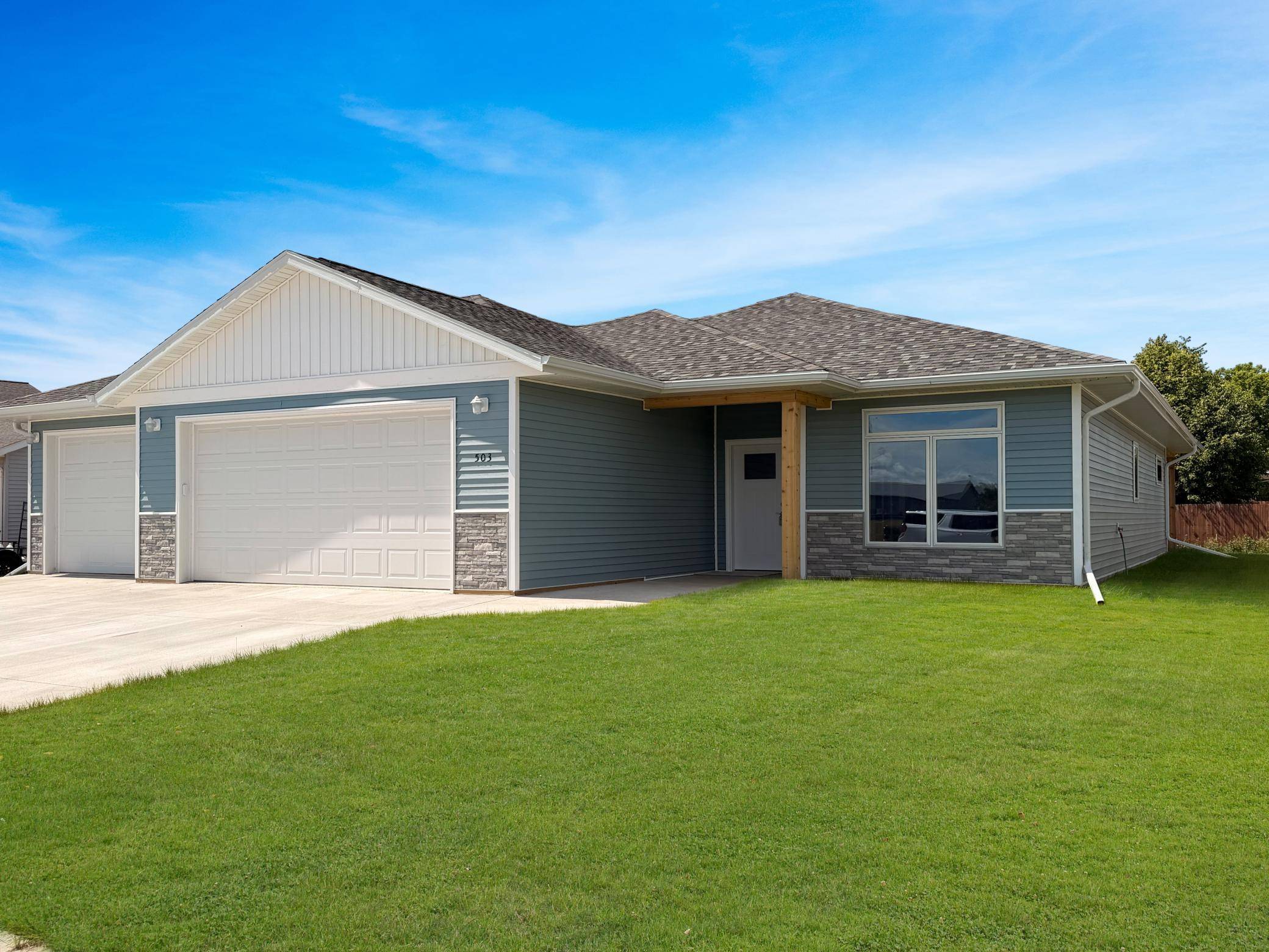 503 Darlene DR, Marshall, MN 56258